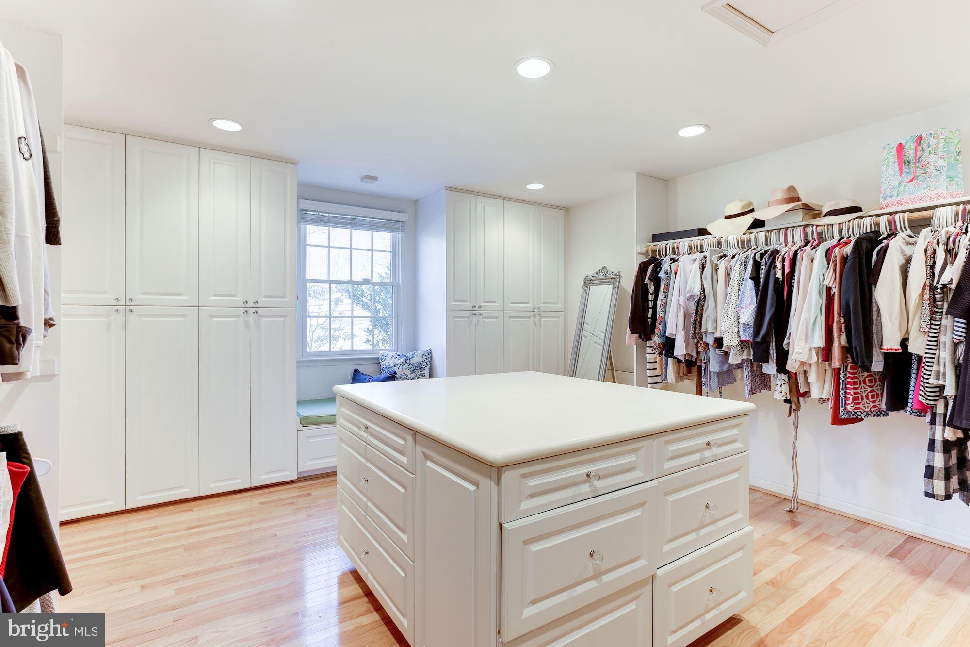 GREAT FALLS ESTATES - Residential