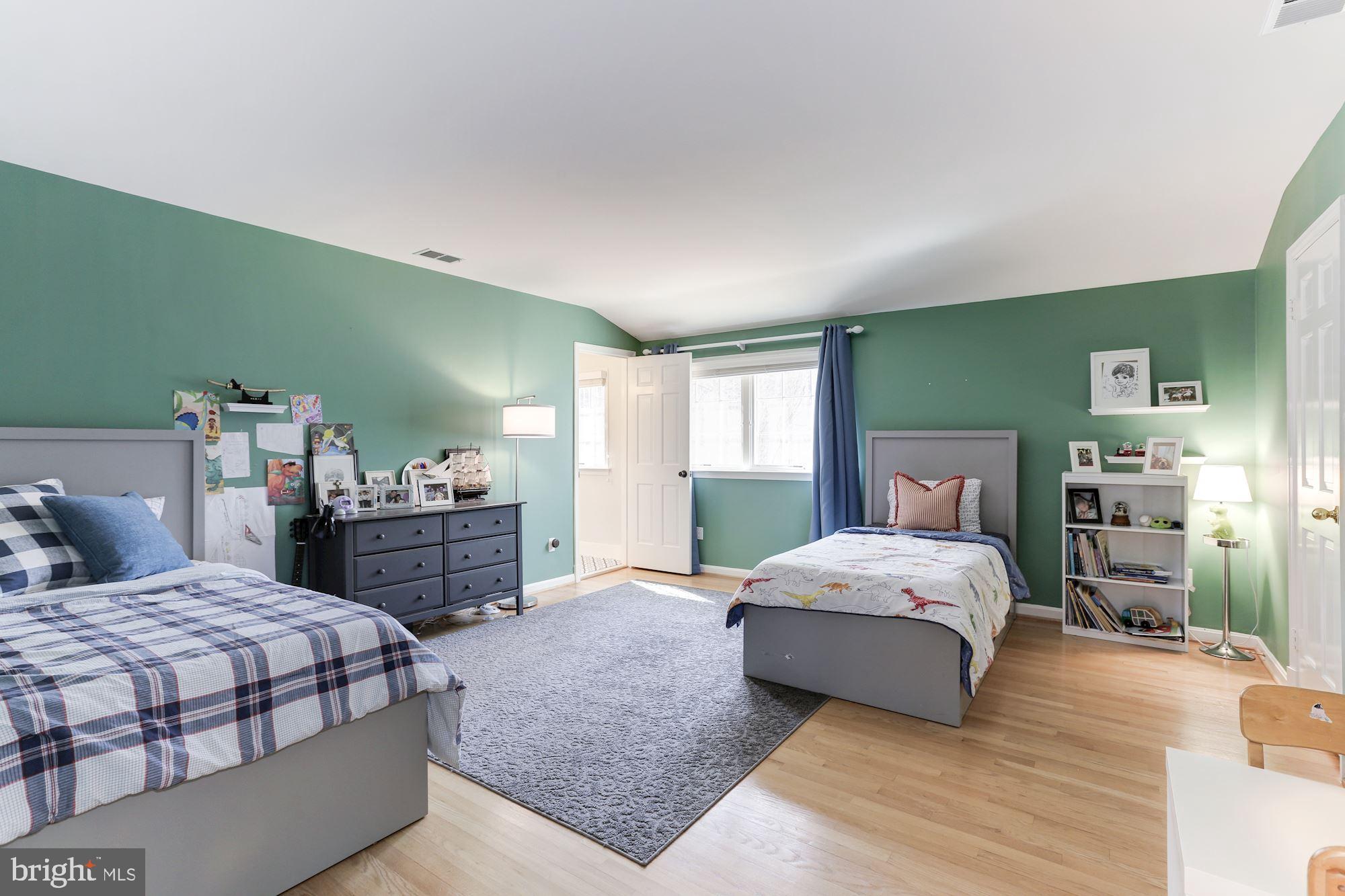 GREAT FALLS ESTATES - Residential