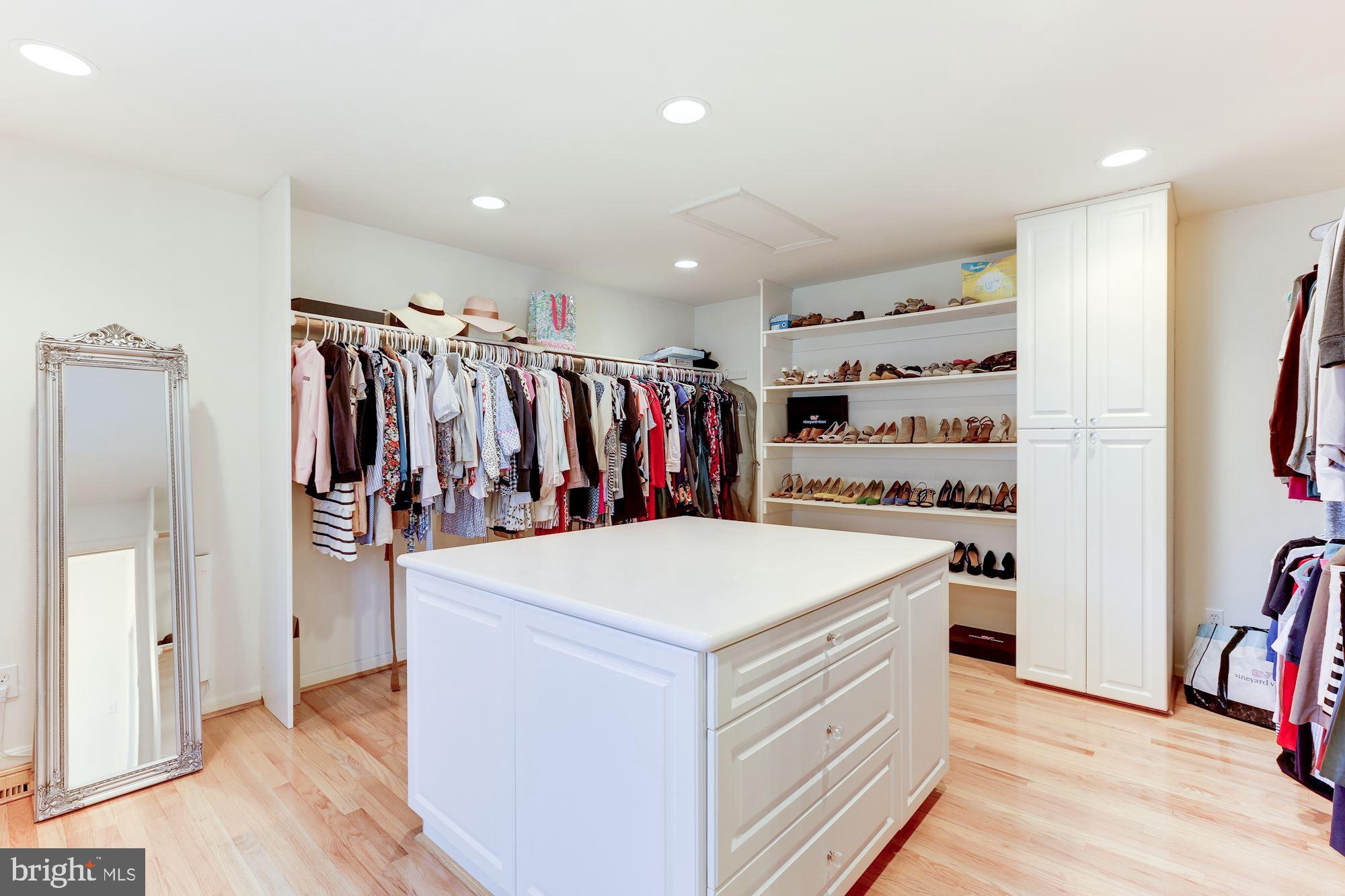 GREAT FALLS ESTATES - Residential