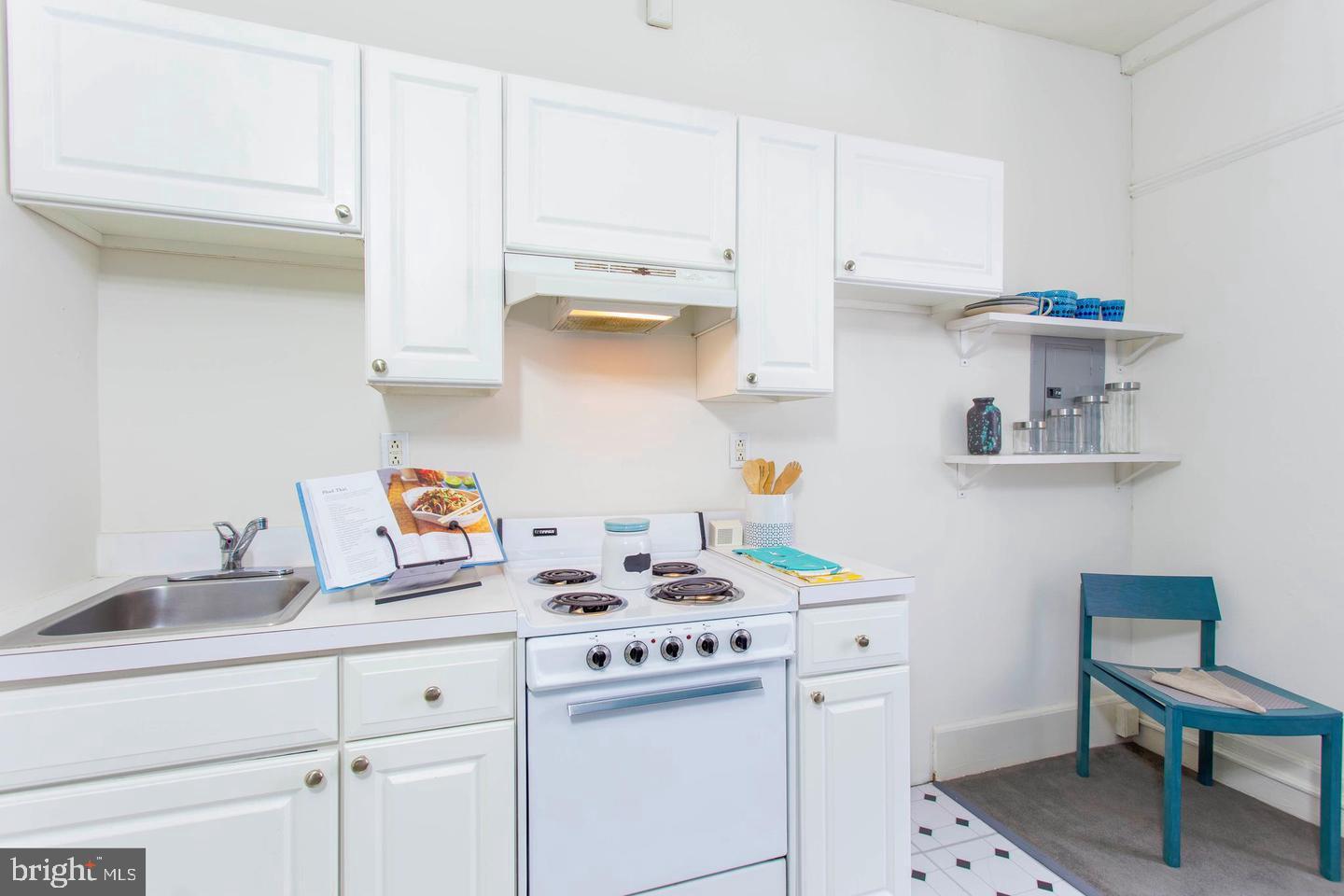 CENTER CITY - Residential Lease