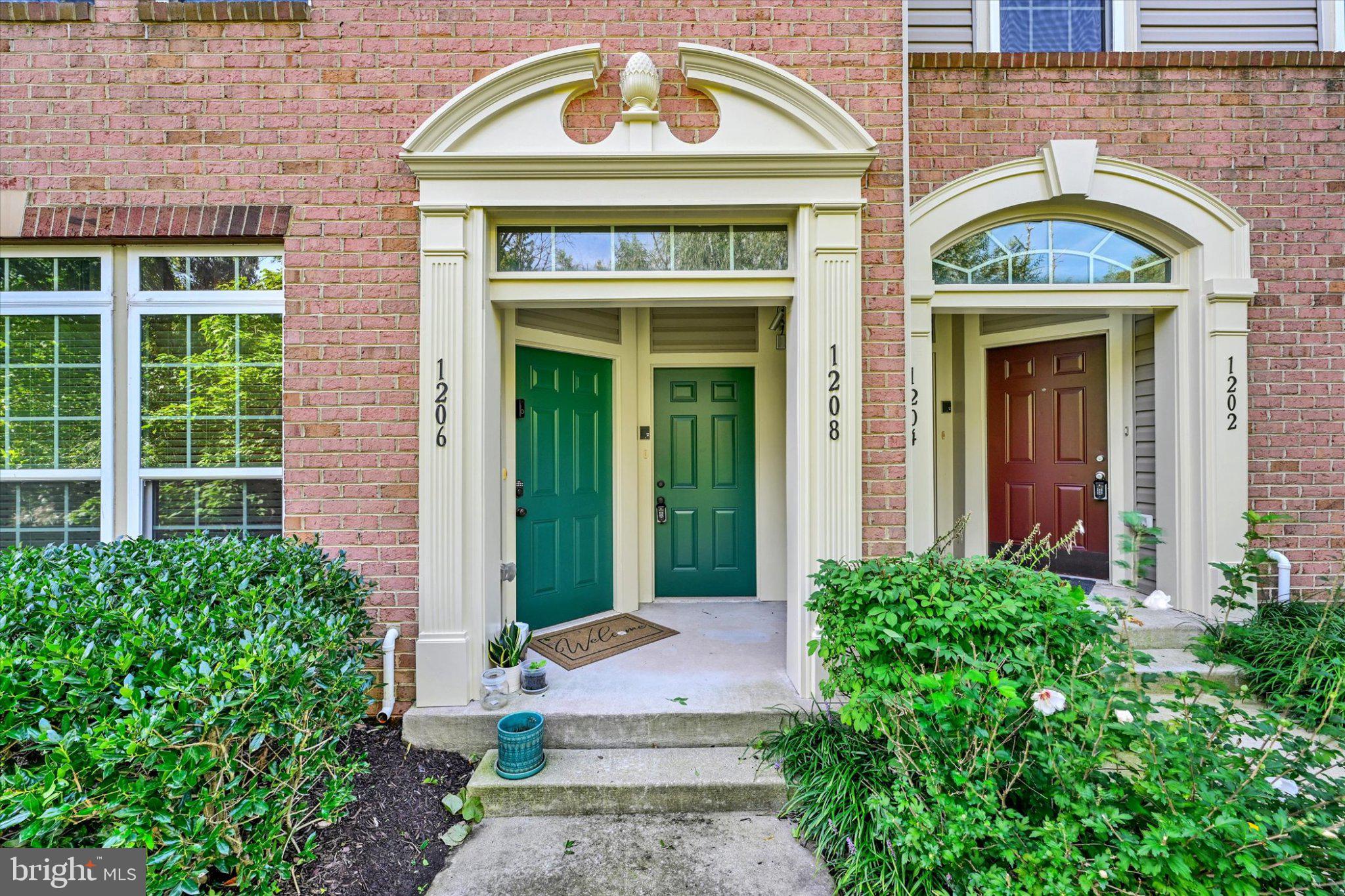 1208 CHADWELL COURT
