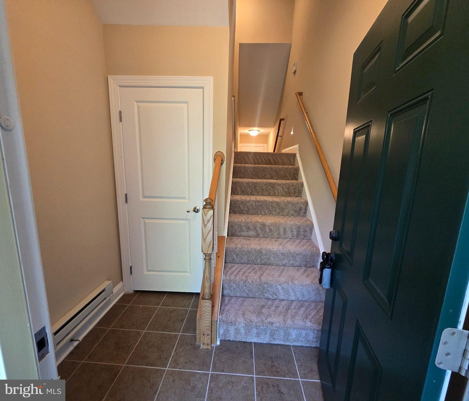 1208 CHADWELL COURT