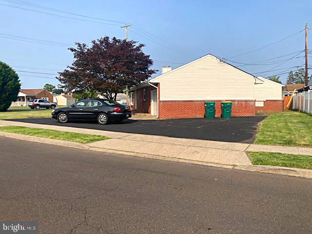 FAIRLESS HILLS - Residential