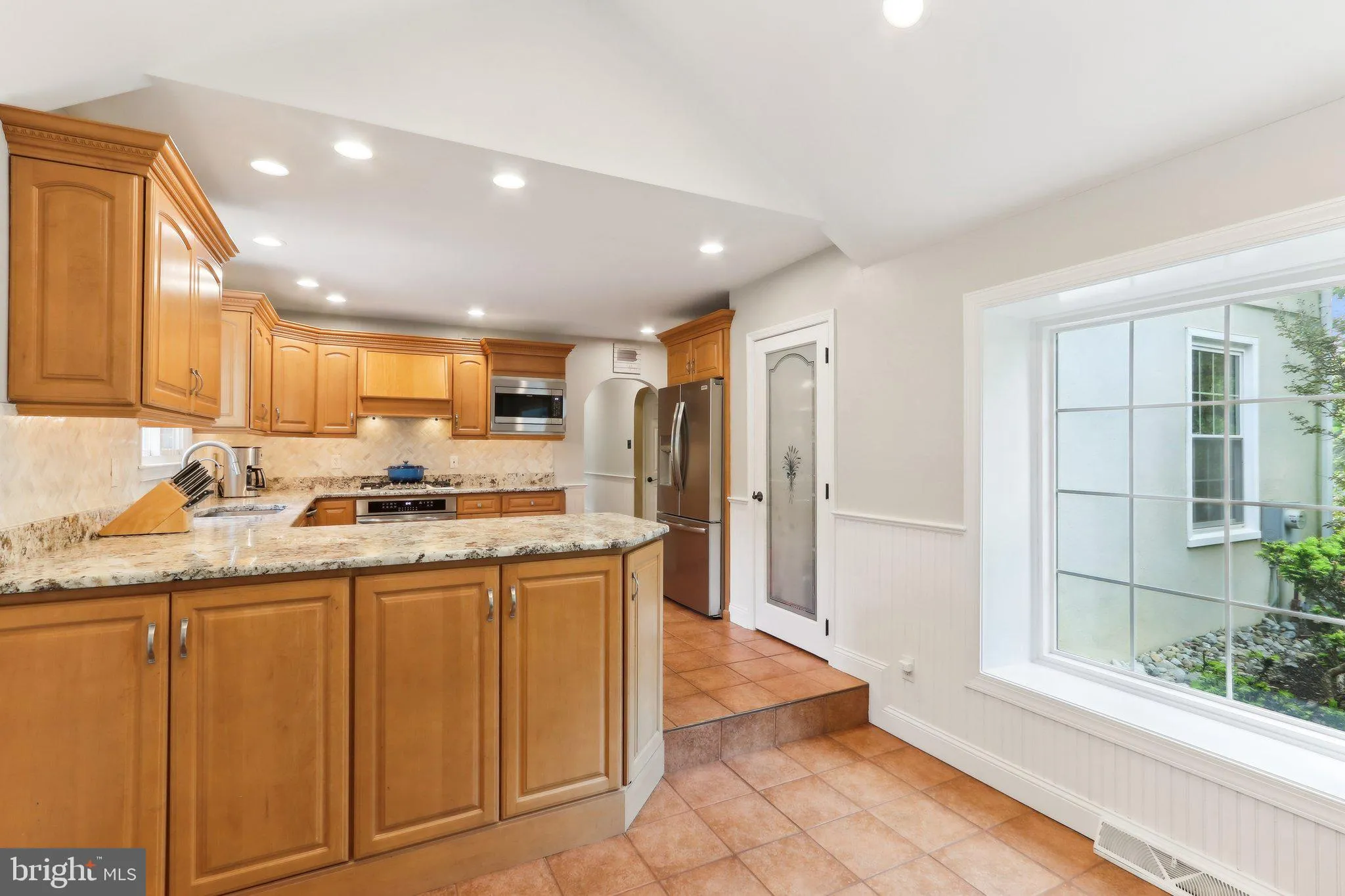 West Chester, Pennsylvania 19380, United States, 4 Bedrooms Bedrooms, ,3 BathroomsBathrooms,Residential,Pending,123642