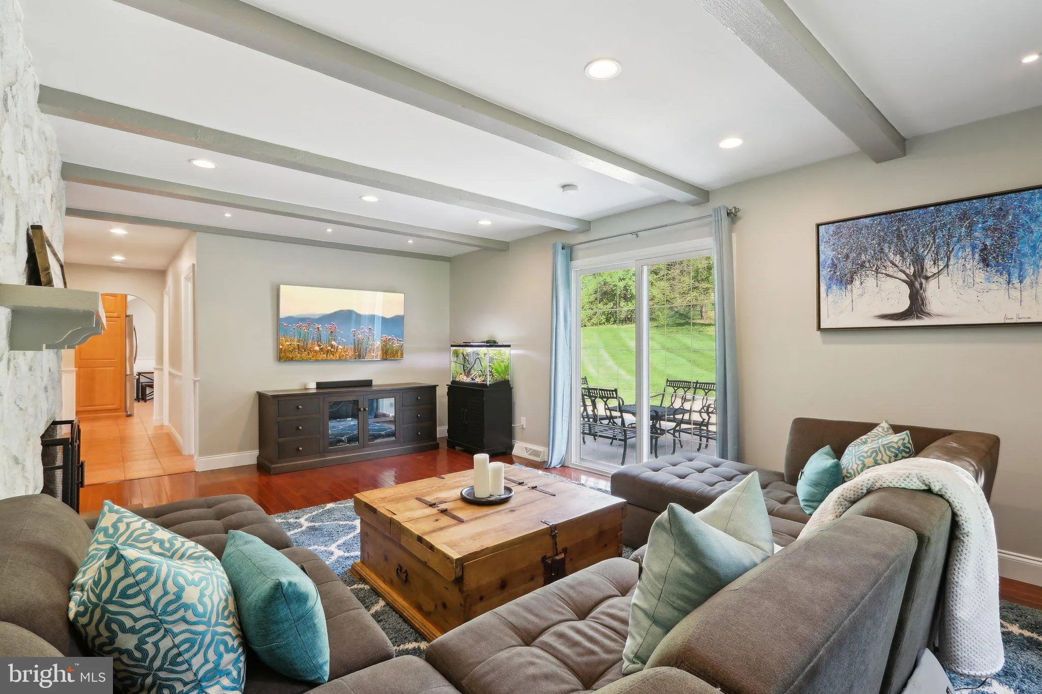 West Chester, Pennsylvania 19380, United States, 4 Bedrooms Bedrooms, ,3 BathroomsBathrooms,Residential,Pending,123642