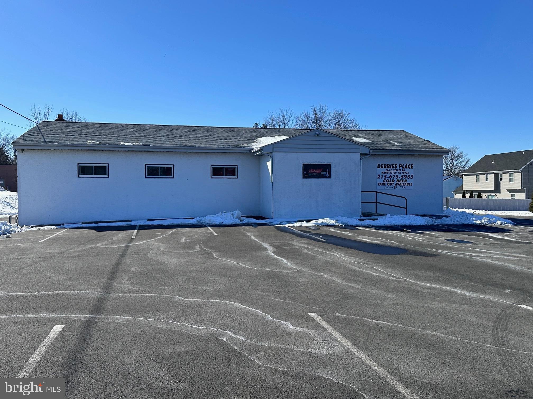 Debbie's Place, located at 246 E Street Rd in Warminster, PA, presents an exceptional opportunity for potential buyers looking to invest in a thriving bar and restaurant business. This well-established venue has garnered a strong local following, as evidenced by its 997 Facebook likes and 6,669 check-ins. The location of Debbie's Place on Street Road is a significant asset for any potential buyer. Street Road is a major thoroughfare in Bucks County, Pennsylvania, known for its high traffic volumes. Recent traffic data reveals impressive numbers:
•