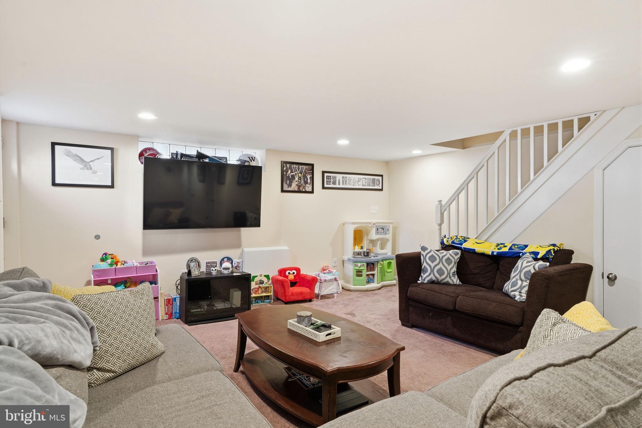 PINE VALLEY - Residential