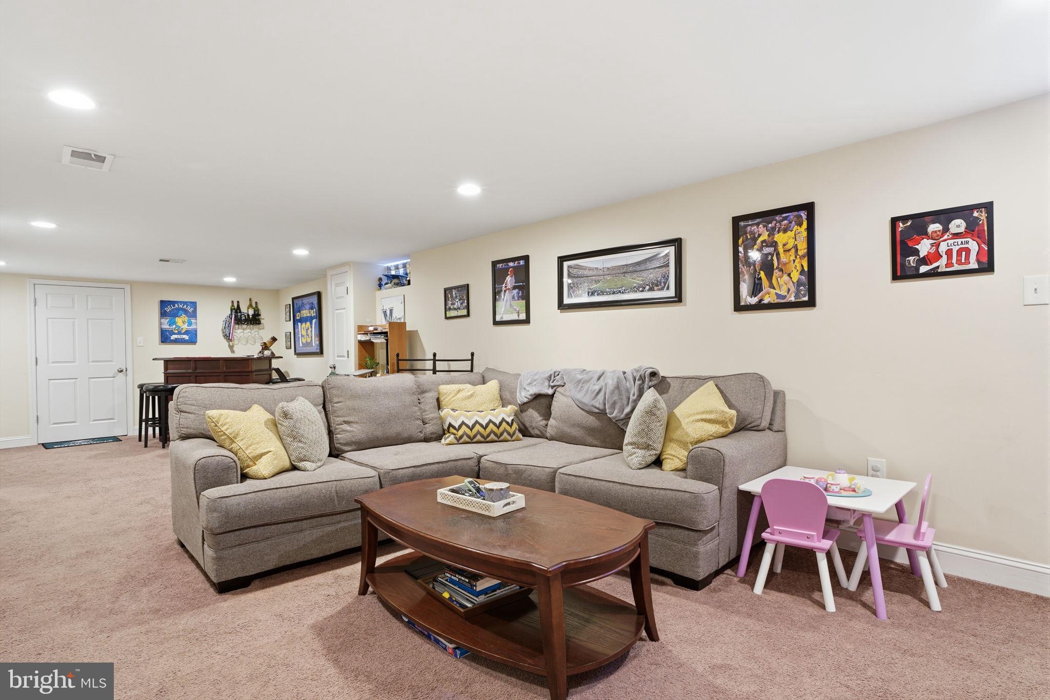 PINE VALLEY - Residential