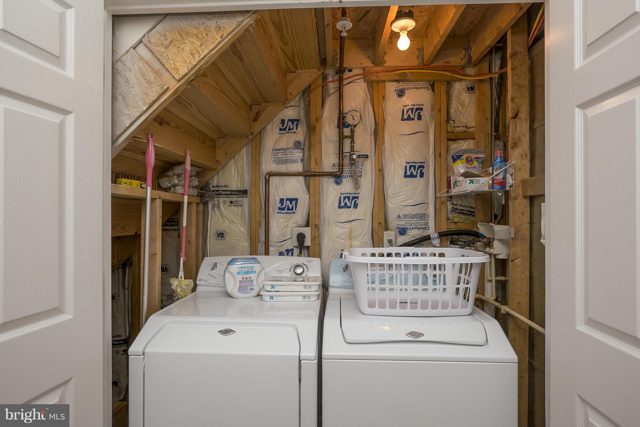 TWIN ARCH CROSSING - Residential