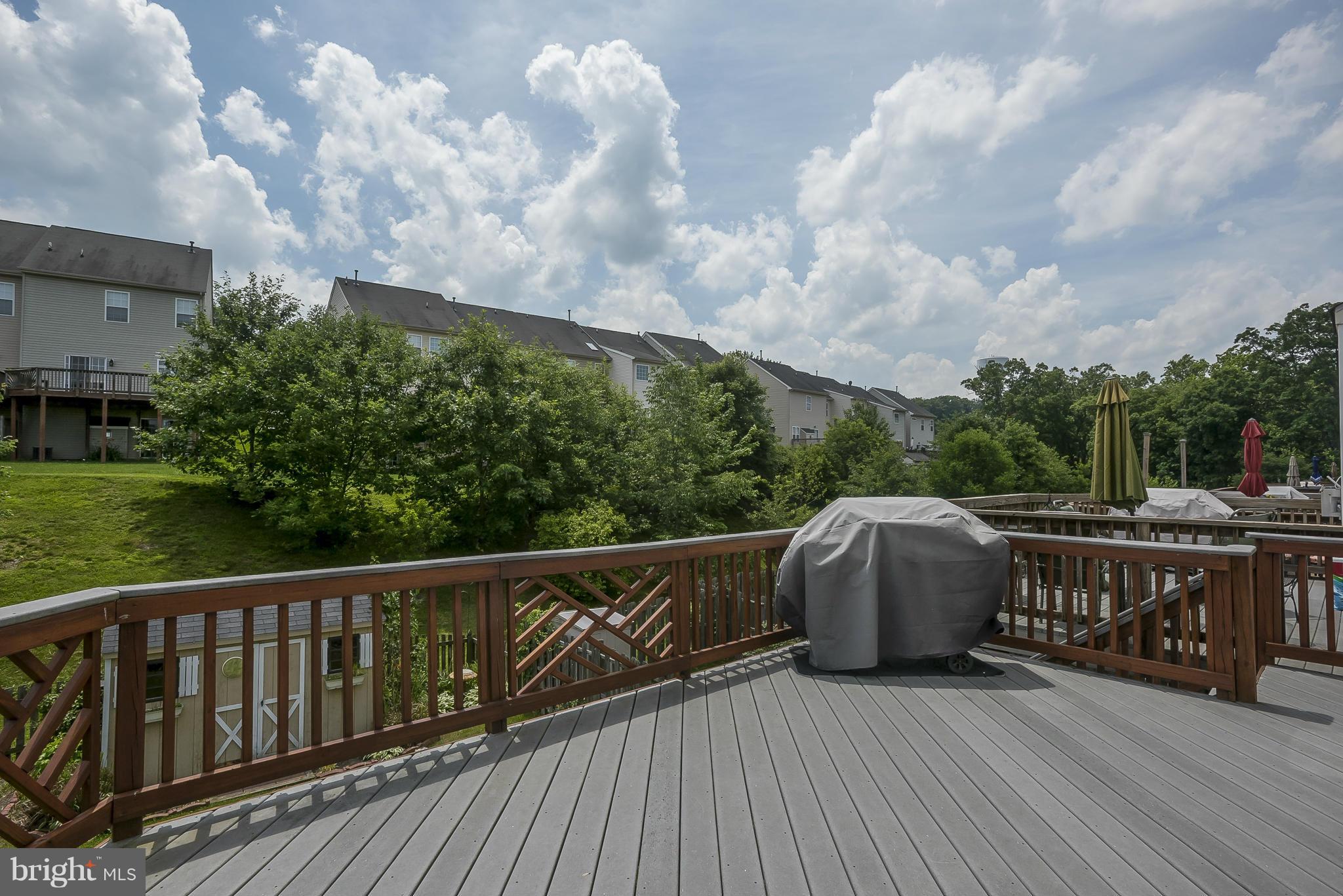 TWIN ARCH CROSSING - Residential