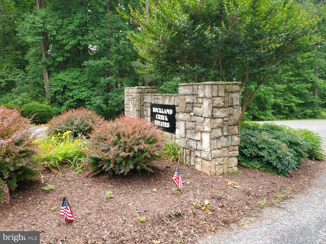 ROCKLAND CREEK ESTATES - Land