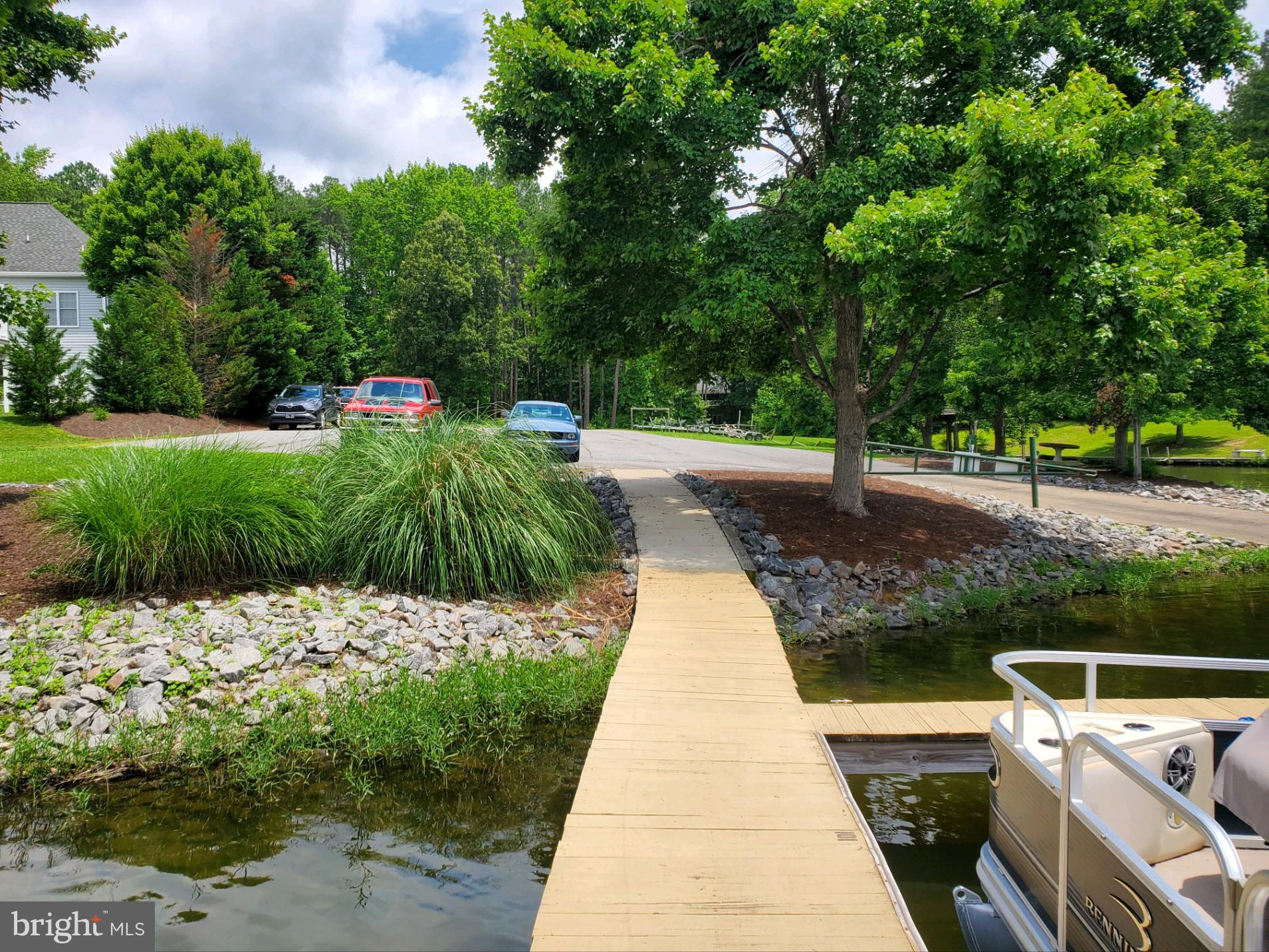 ROCKLAND CREEK ESTATES - Land