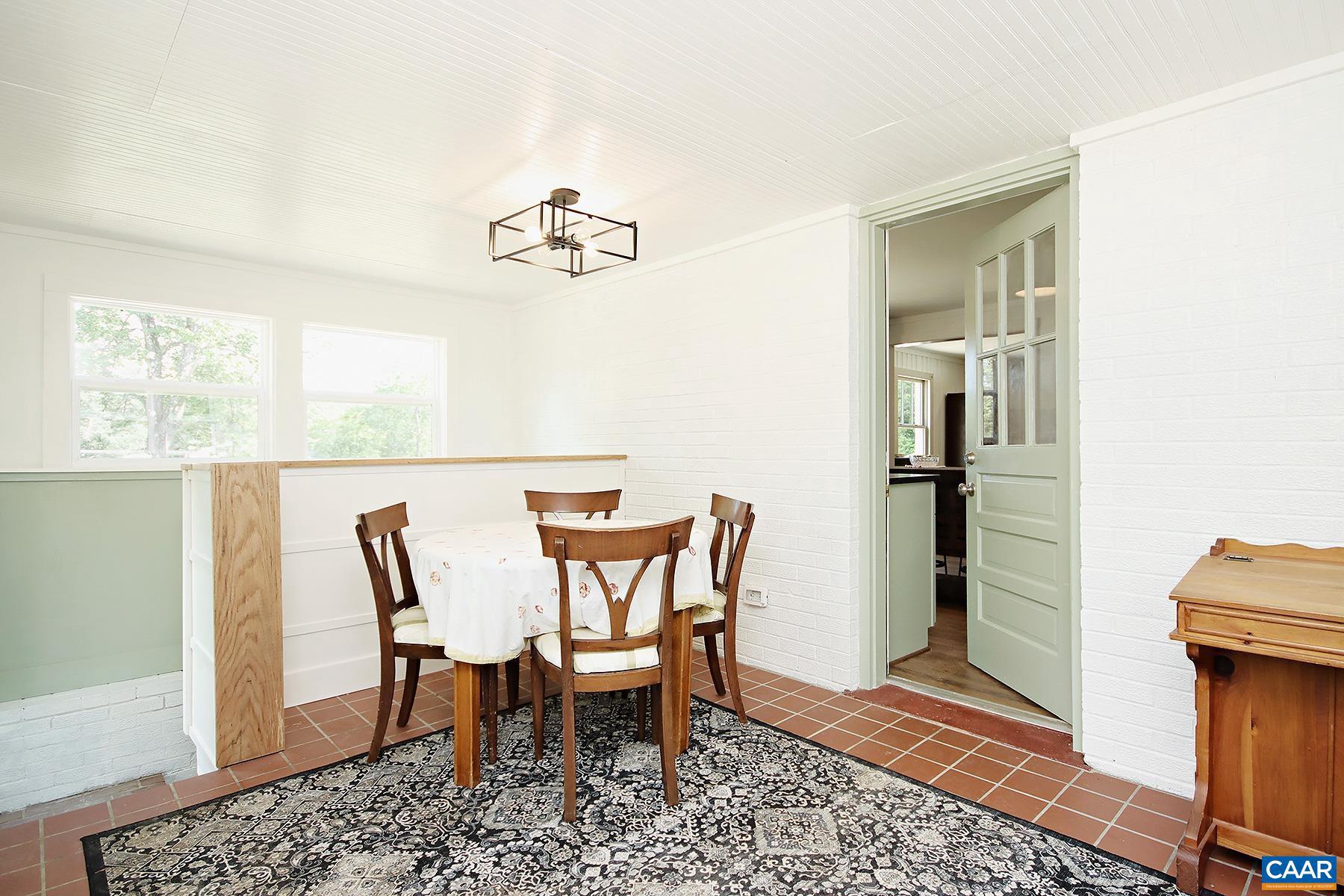 UNKNOWN - Residential Lease