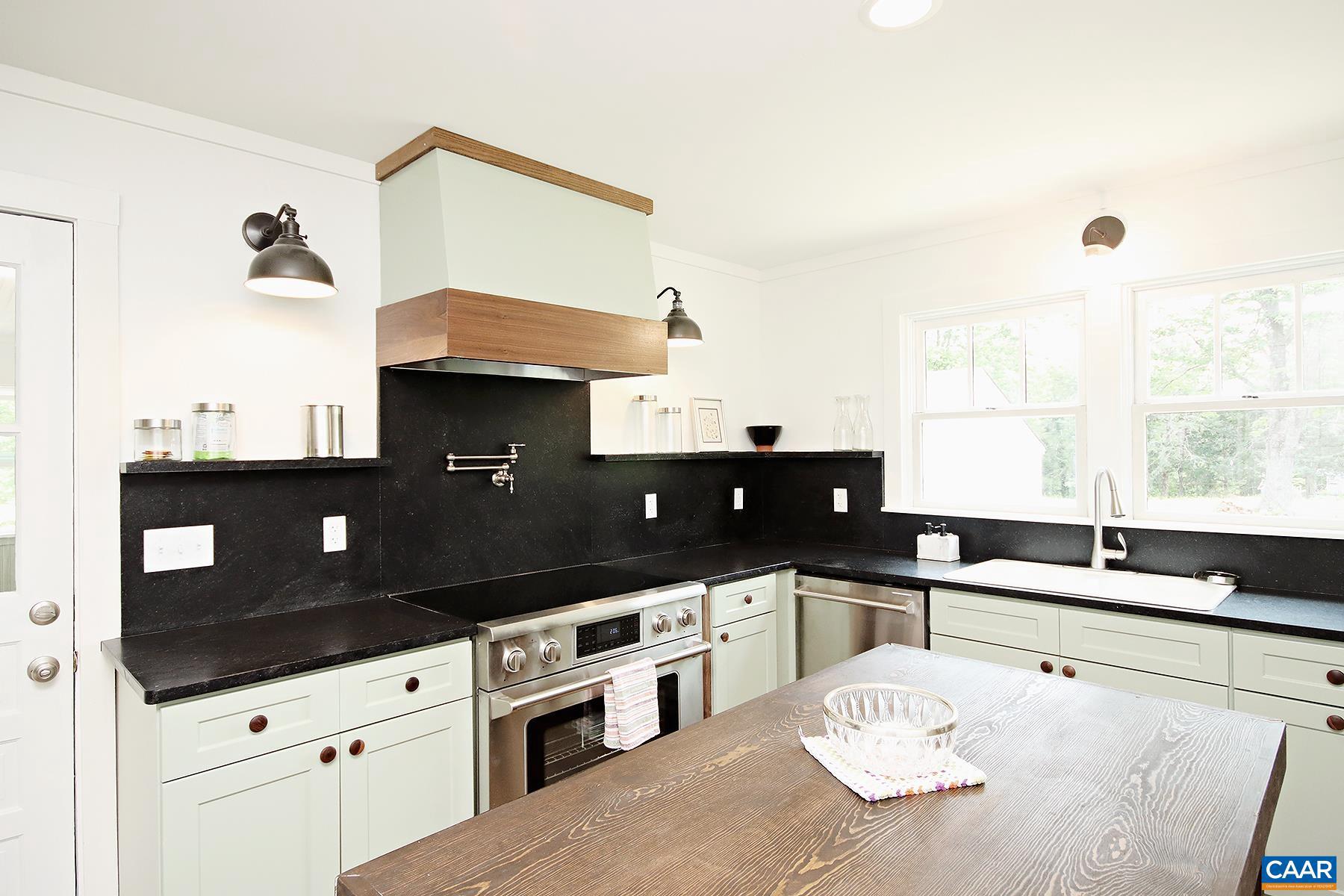 UNKNOWN - Residential Lease