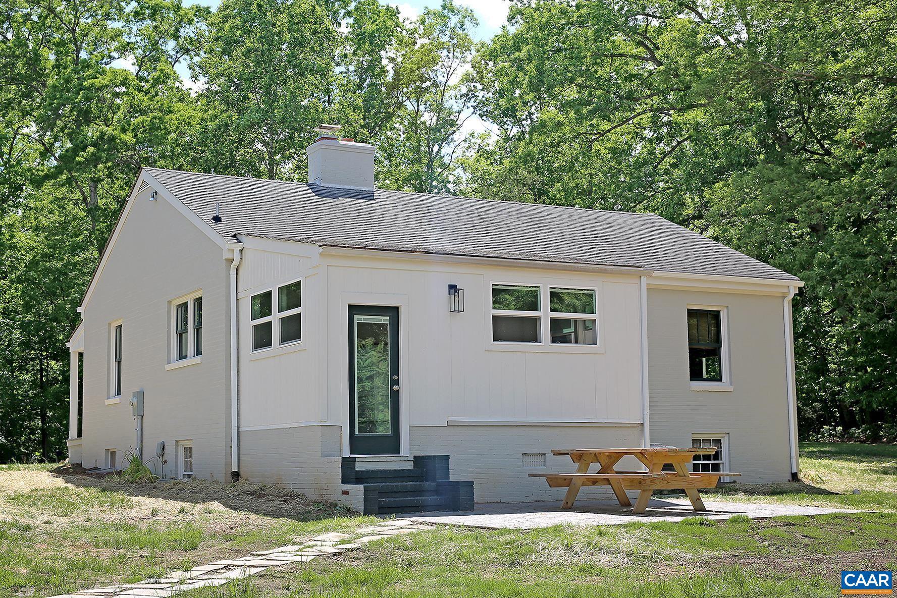 UNKNOWN - Residential Lease
