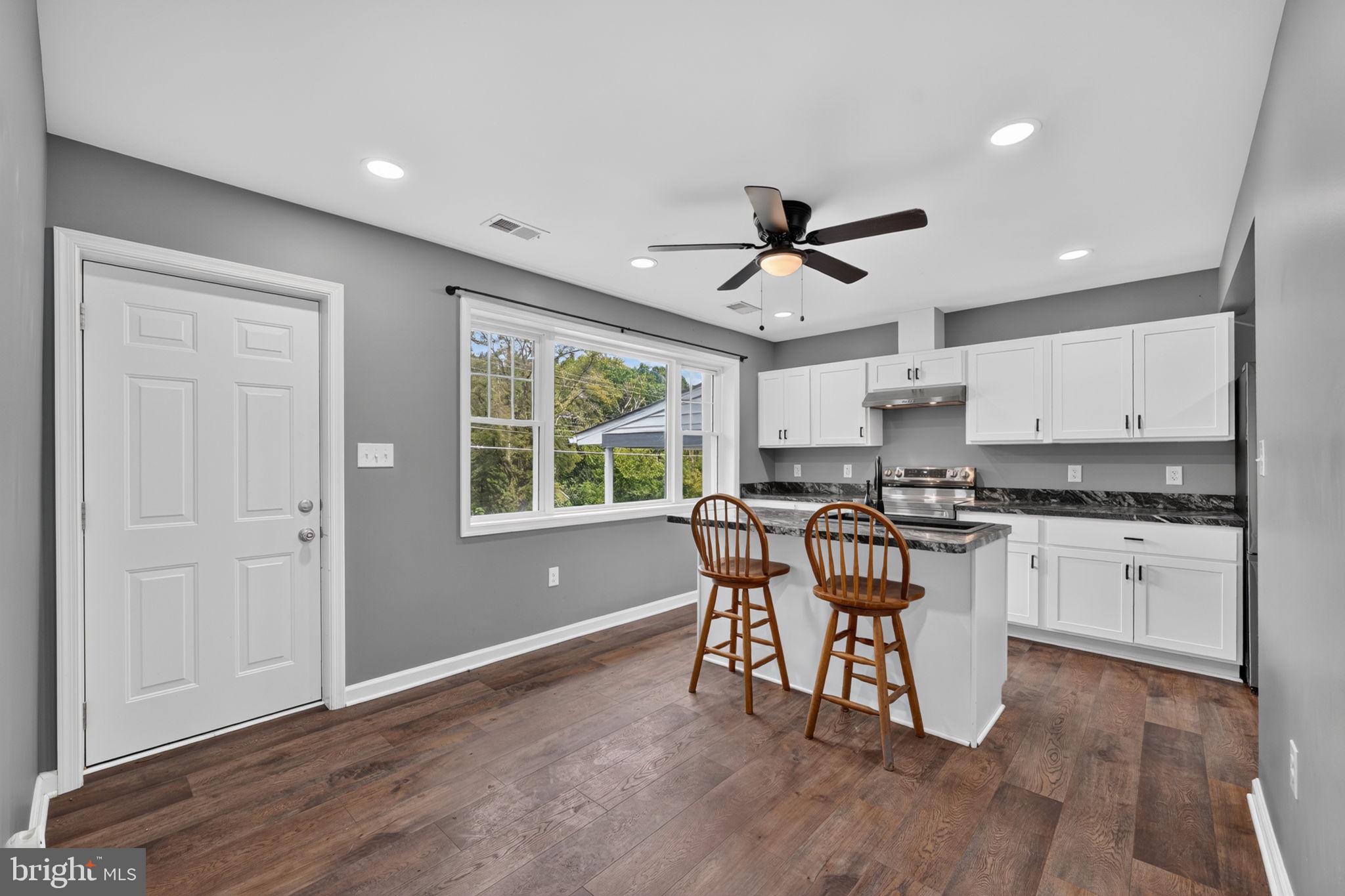 2042 CONOWINGO ROAD