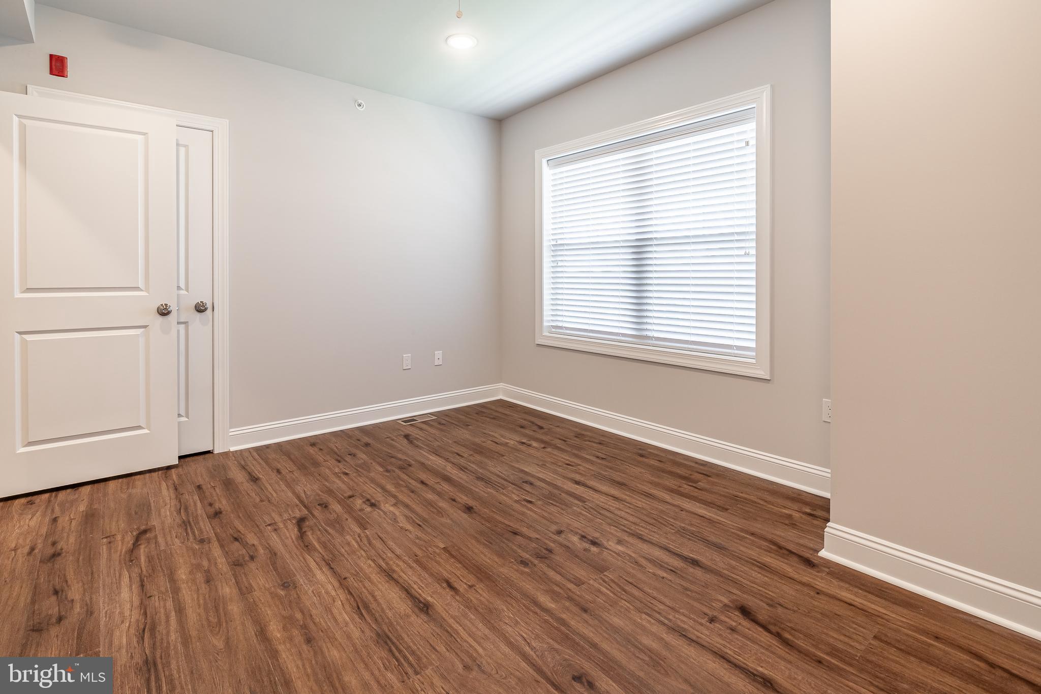 GRADUATE HOSPITAL - Residential Lease