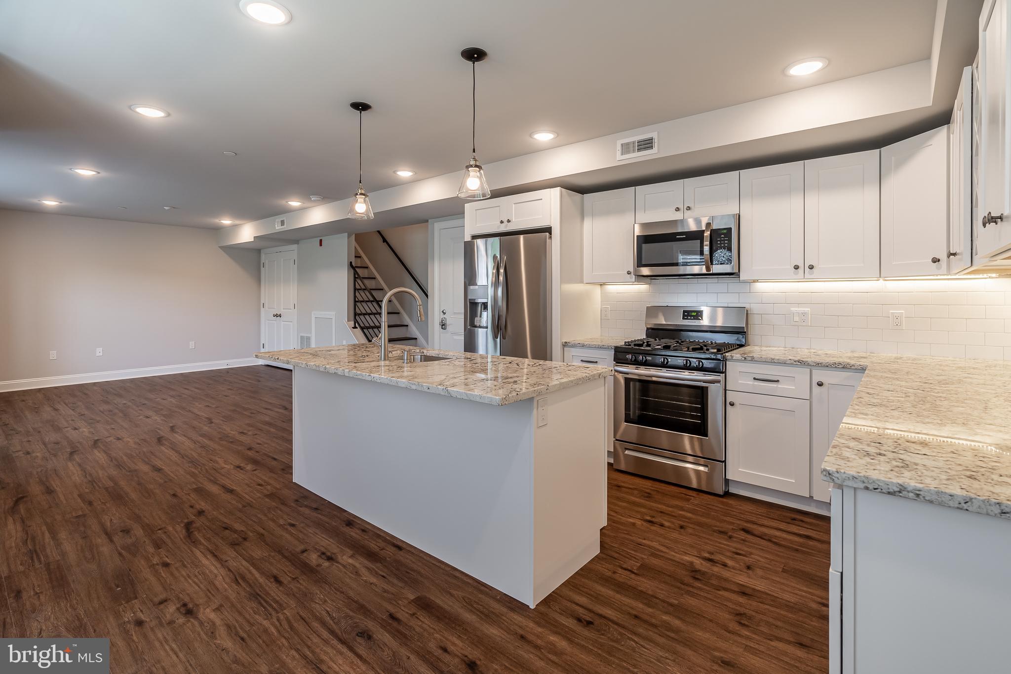 GRADUATE HOSPITAL - Residential Lease