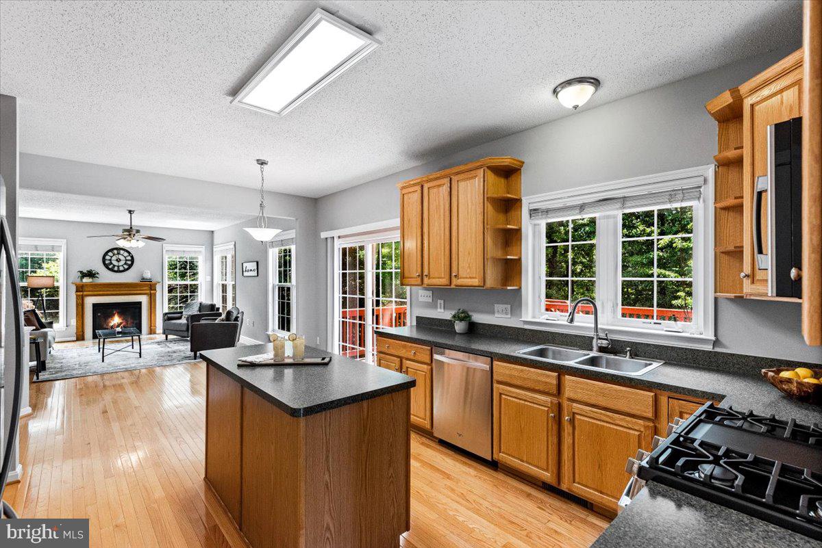 LEELAND STATION - Residential