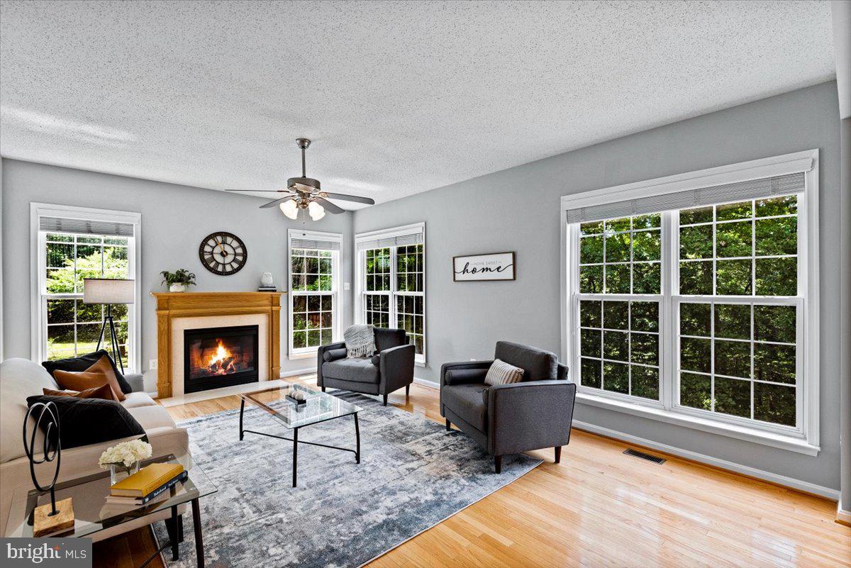 LEELAND STATION - Residential