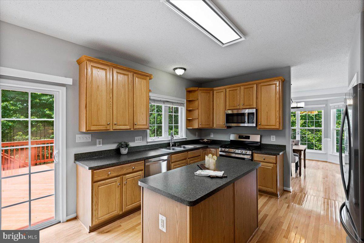 LEELAND STATION - Residential