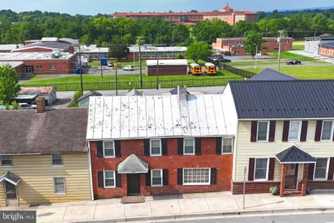 324 E Main Street, Emmitsburg, MD 21727 - #: MDFR2083242