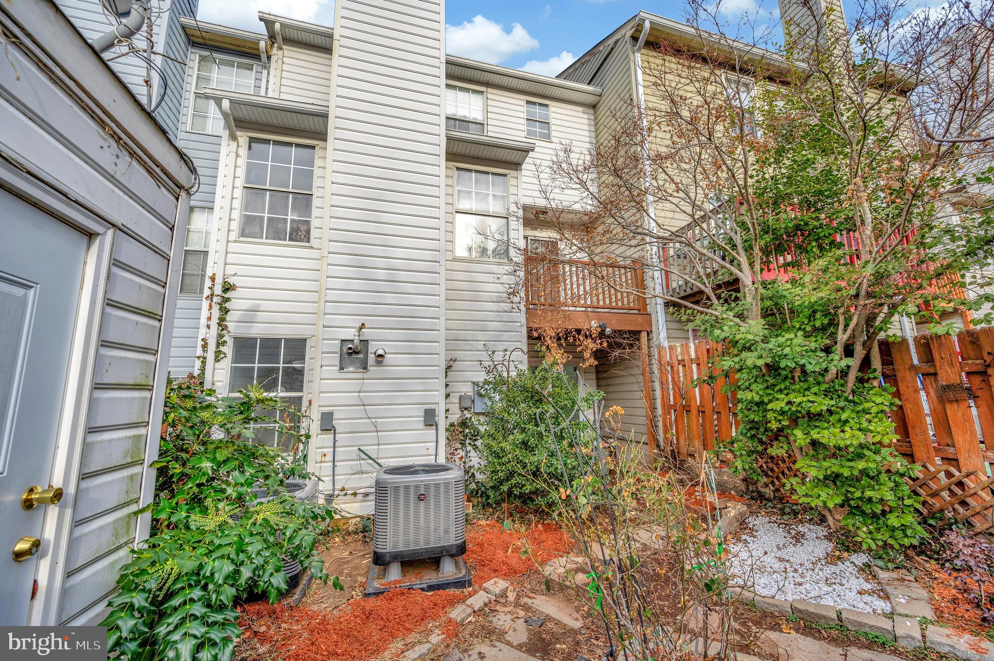 POTOMAC HILLS - Residential