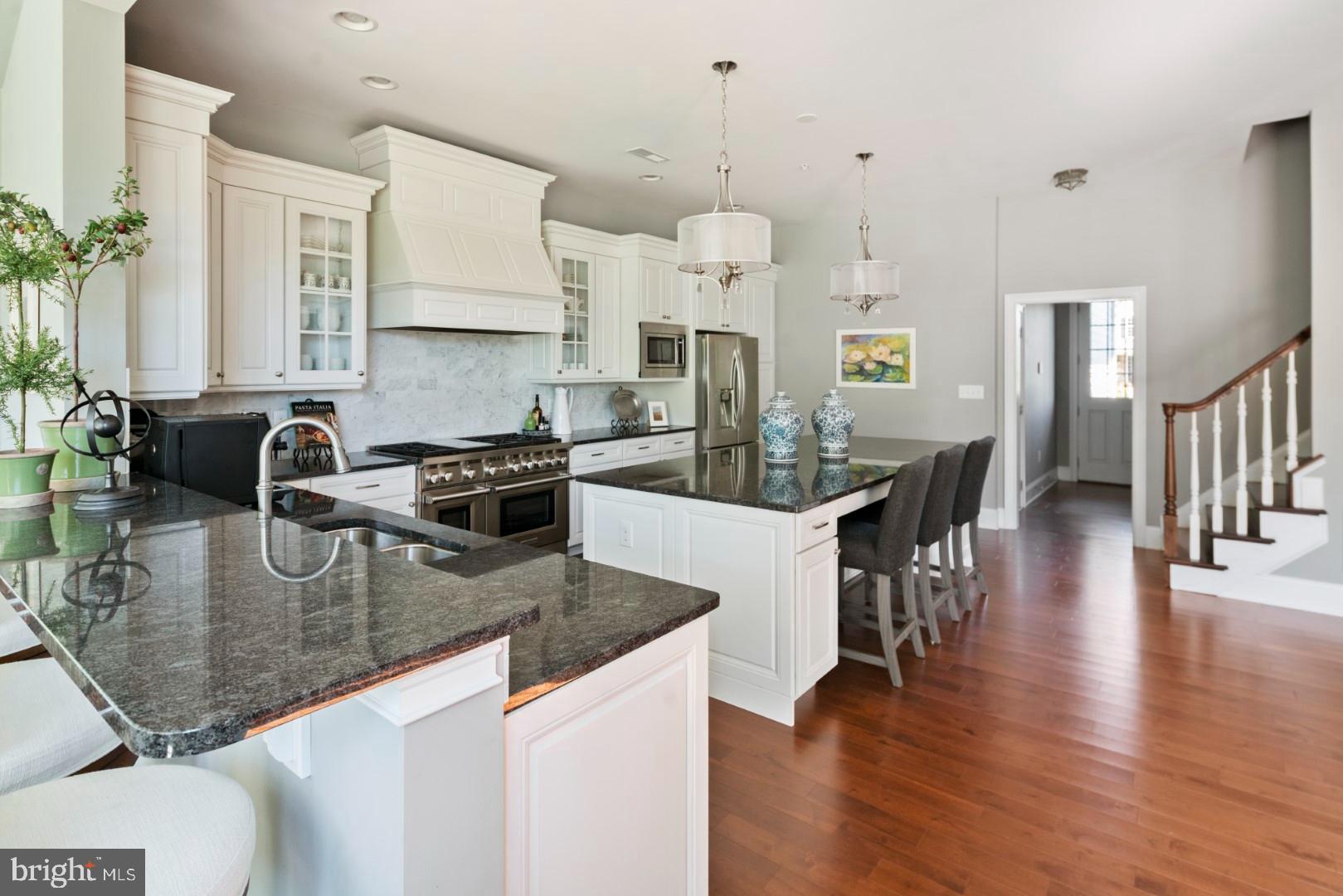 ESTATE AT MILL CREEK - Residential