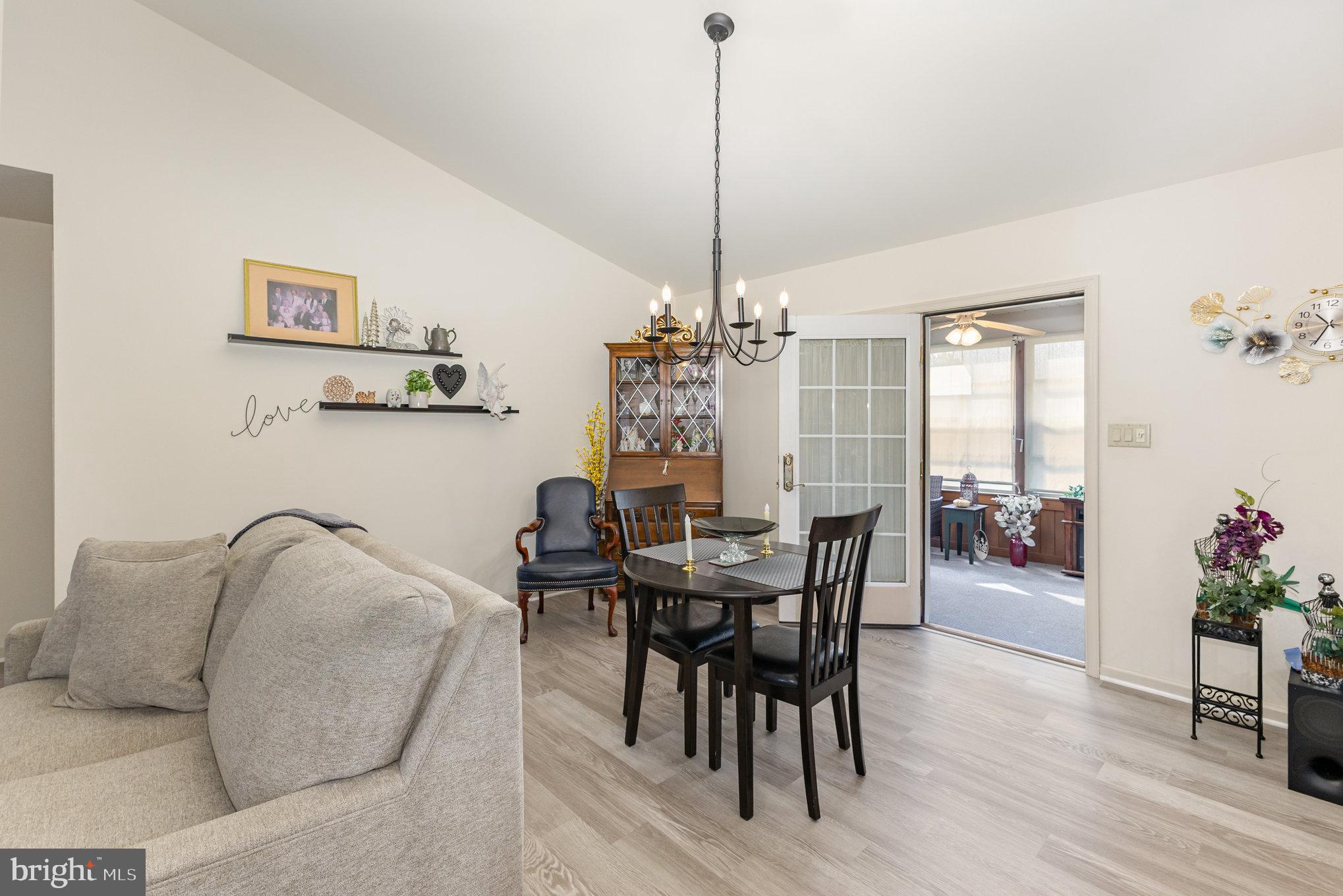 ARBOR GATE - Residential