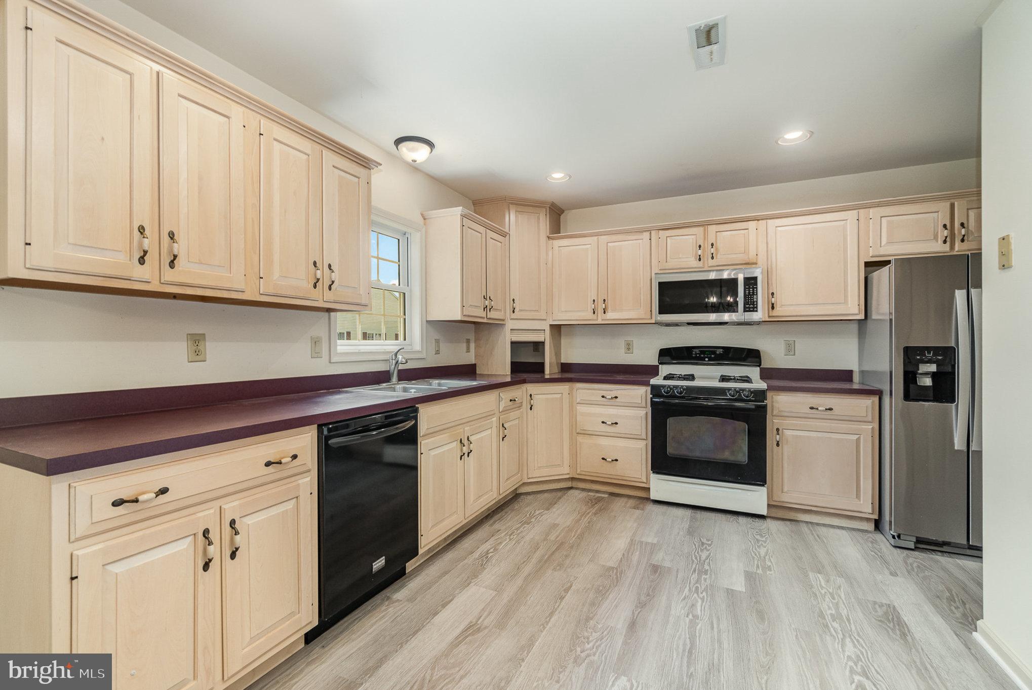 ARBOR GATE - Residential