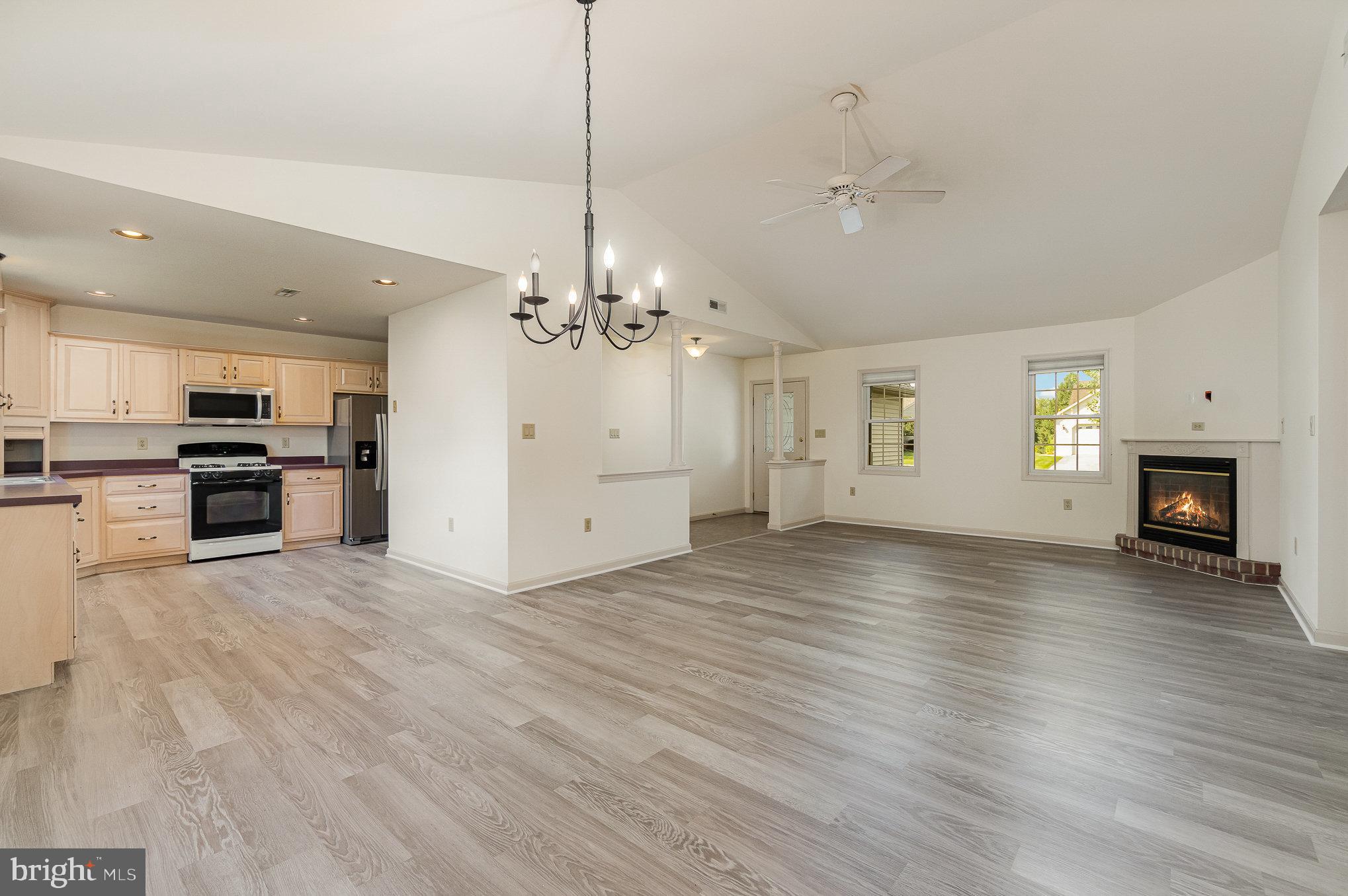 ARBOR GATE - Residential