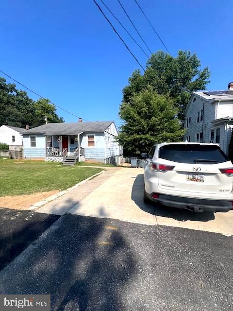 1 KENWOOD AVENUE