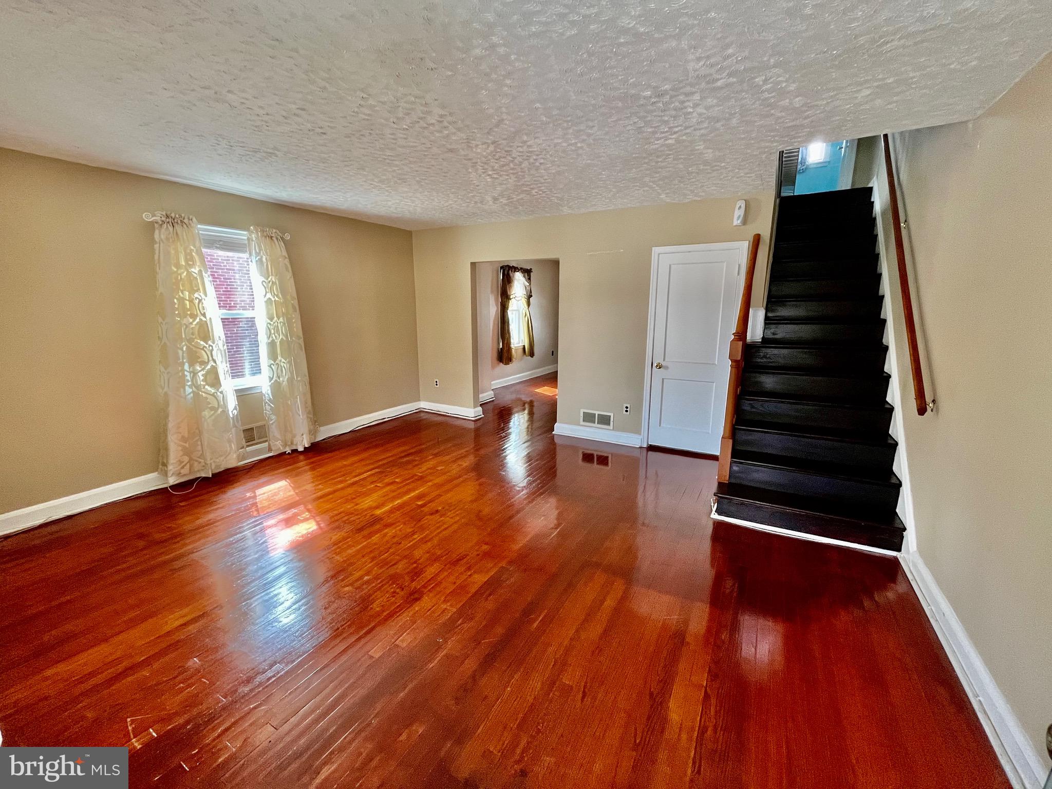 HAWTHORNE - Residential