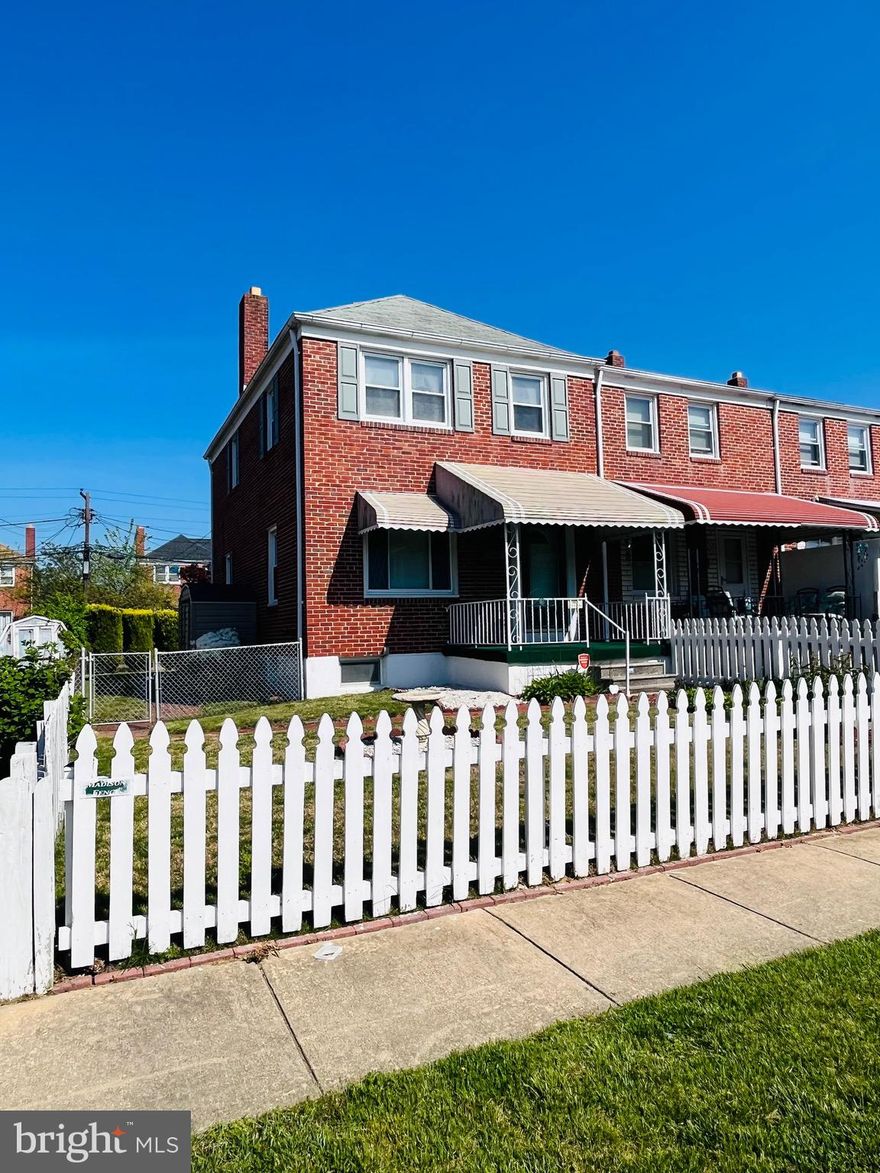 Welcome to 2129 Vailthorn! This charming end-of-group townhome offers comfortable living with three bedrooms and two full baths. Step onto the covered front porch and into the inviting interior featuring gleaming hardwood floors throughout. The kitchen boasts a convenient breakfast bar, perfect for casual dining.

Relax or entertain guests on the covered back porch overlooking the fenced yard, providing privacy and space for outdoor activities. A private driveway ensures hassle-free parking, while a storage shed offers additional space for your belongings.

The finished basement provides extra living space and includes a full bath for added convenience. Don't miss the opportunity to make this lovely home yours!