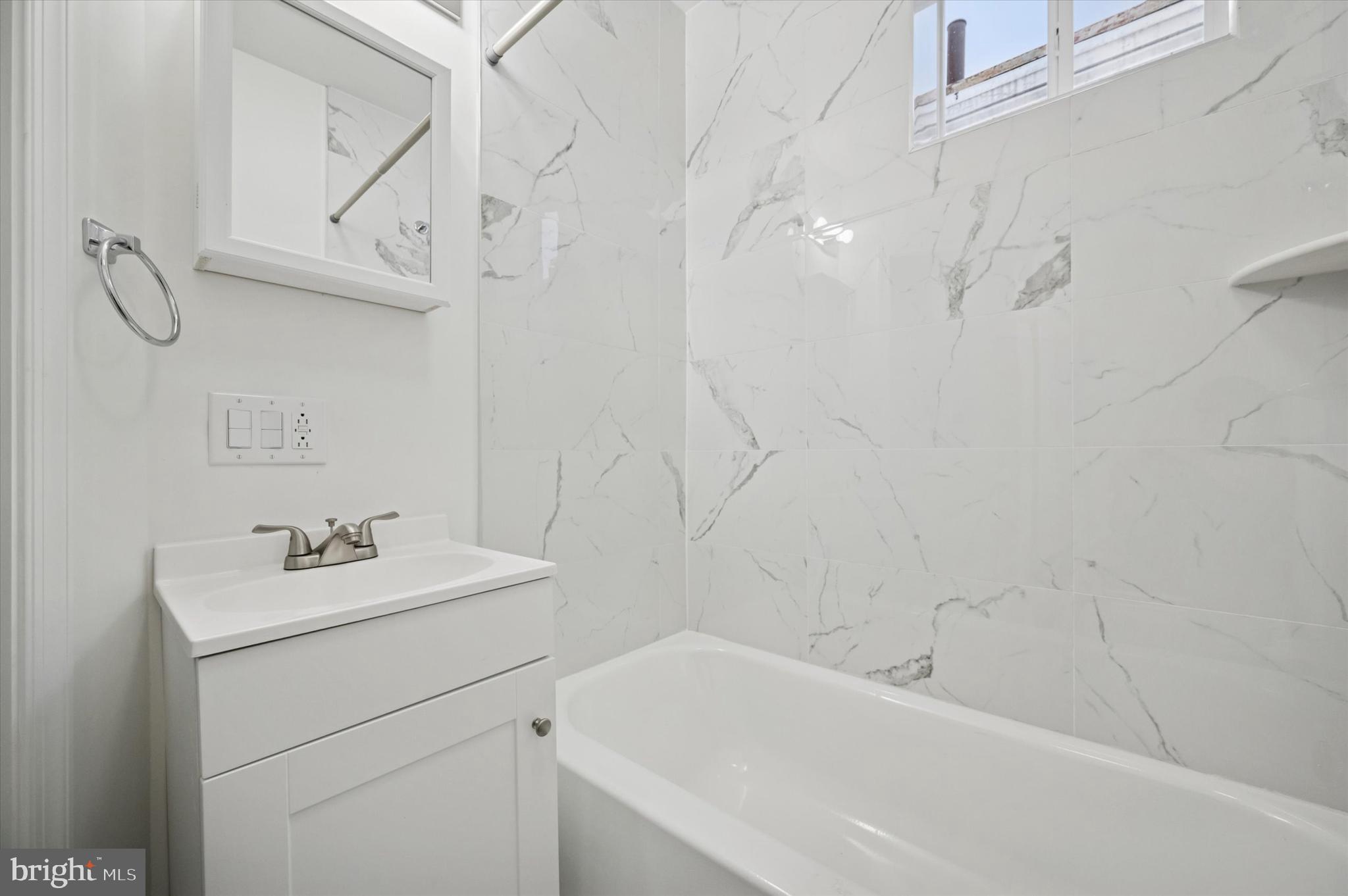 LOGAN - Residential Lease