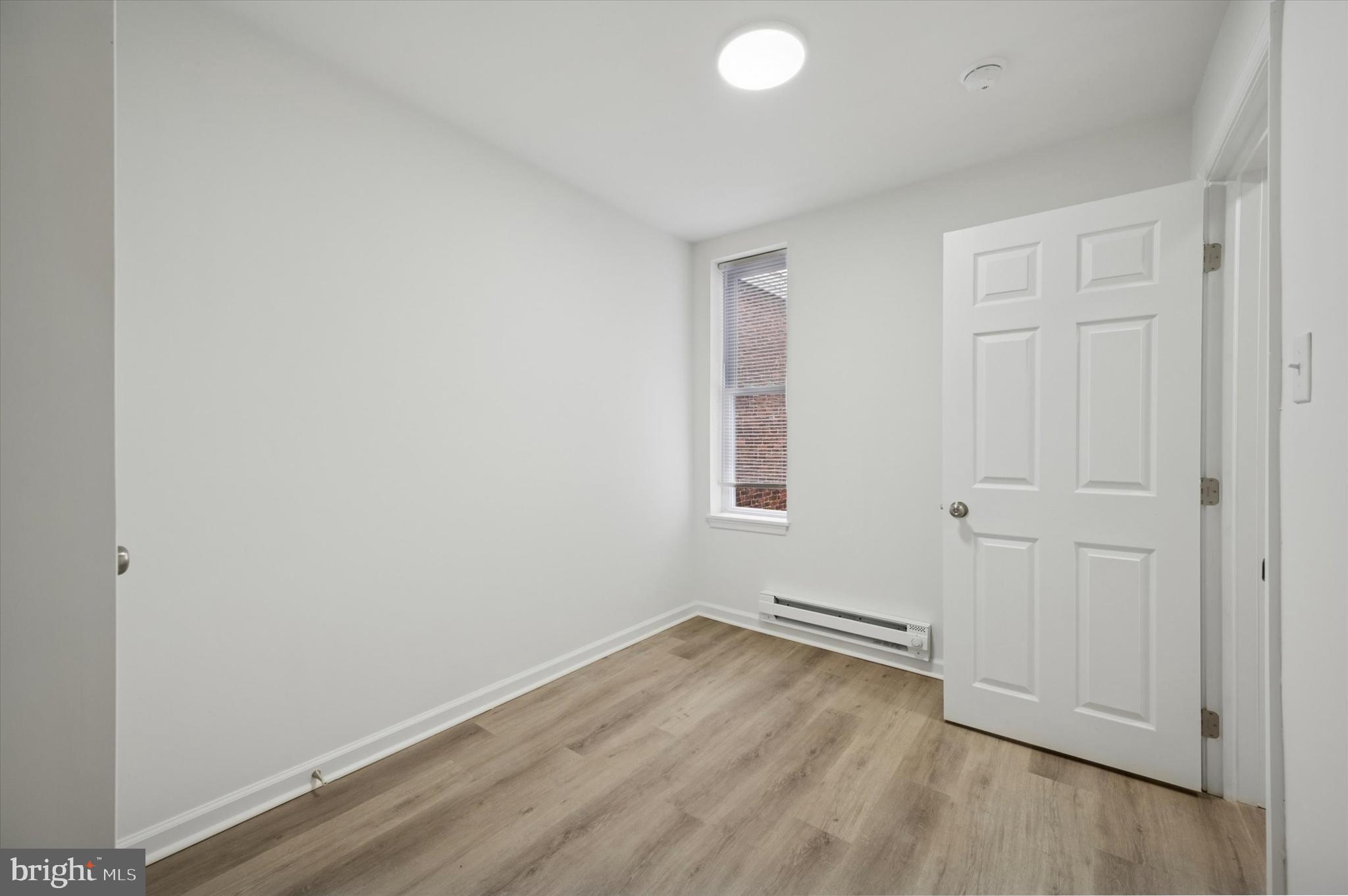 LOGAN - Residential Lease