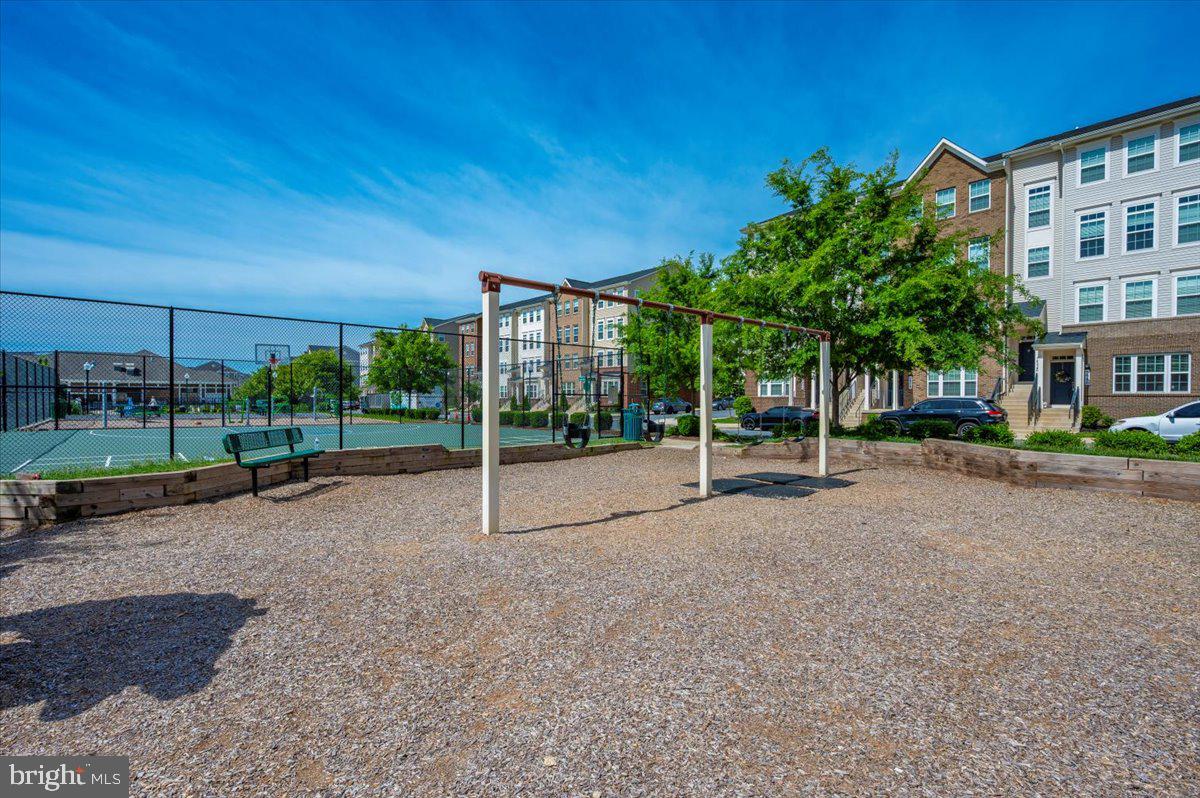 JEFFERSON PLACE - Residential