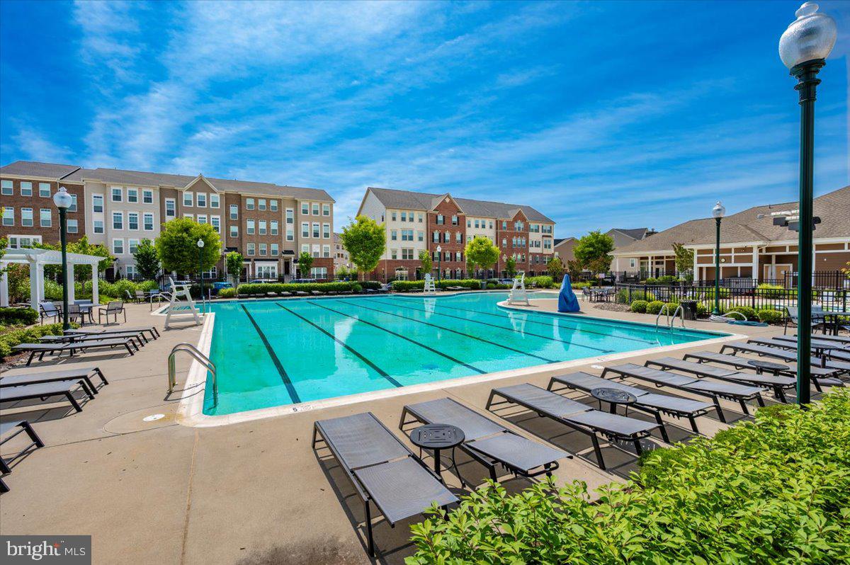 JEFFERSON PLACE - Residential