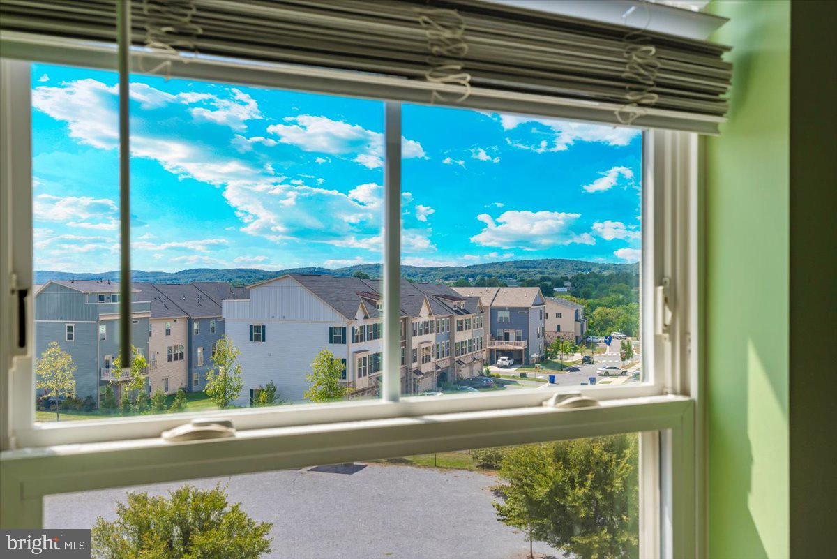 JEFFERSON PLACE - Residential