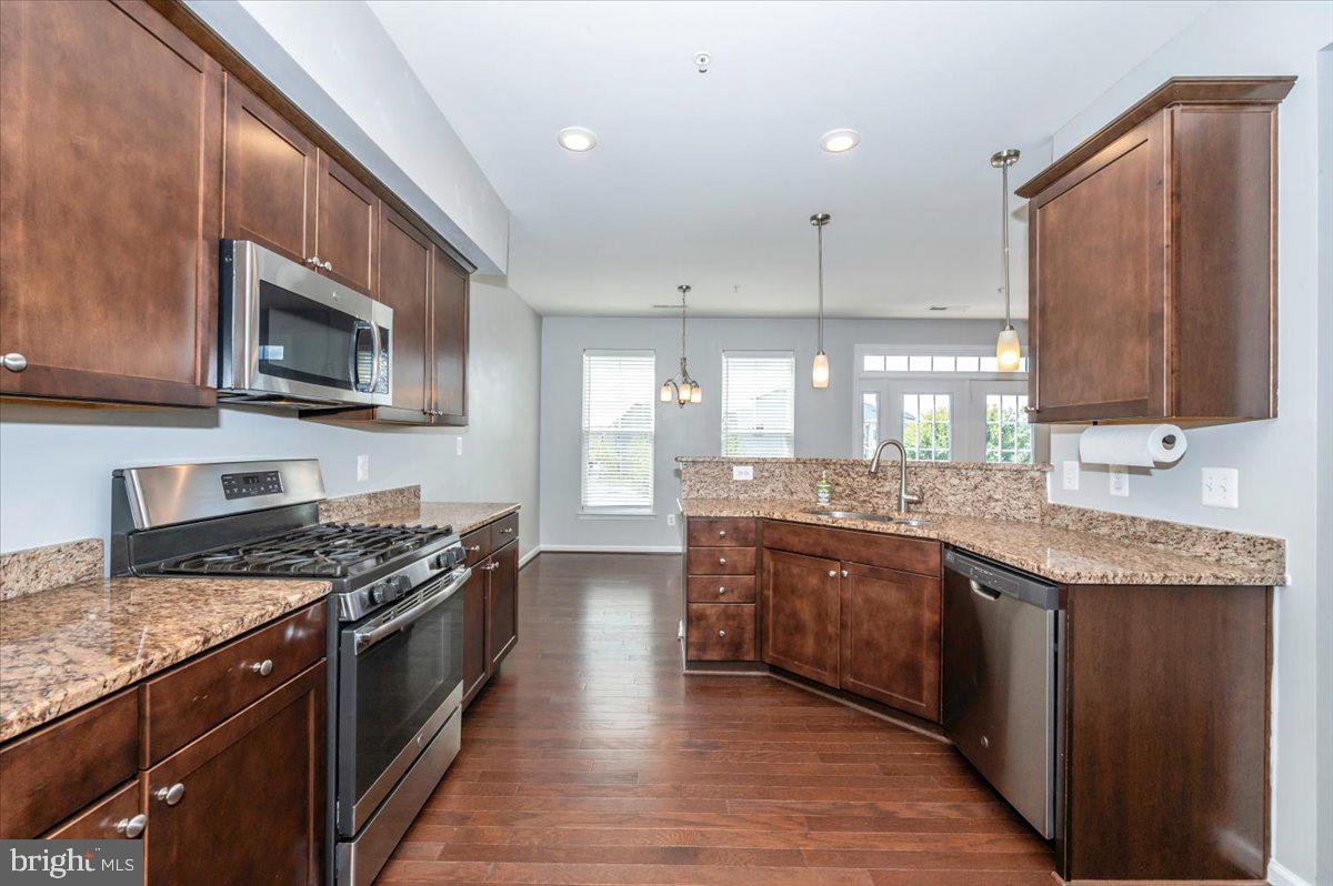 JEFFERSON PLACE - Residential