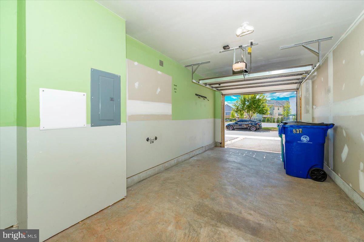 JEFFERSON PLACE - Residential