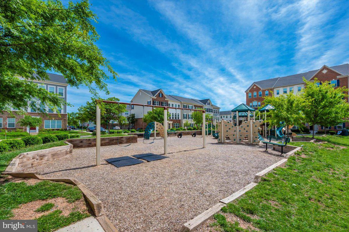 JEFFERSON PLACE - Residential