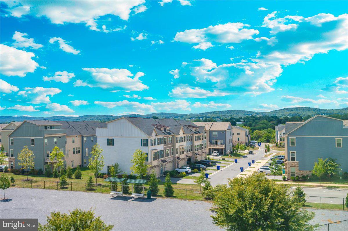 JEFFERSON PLACE - Residential