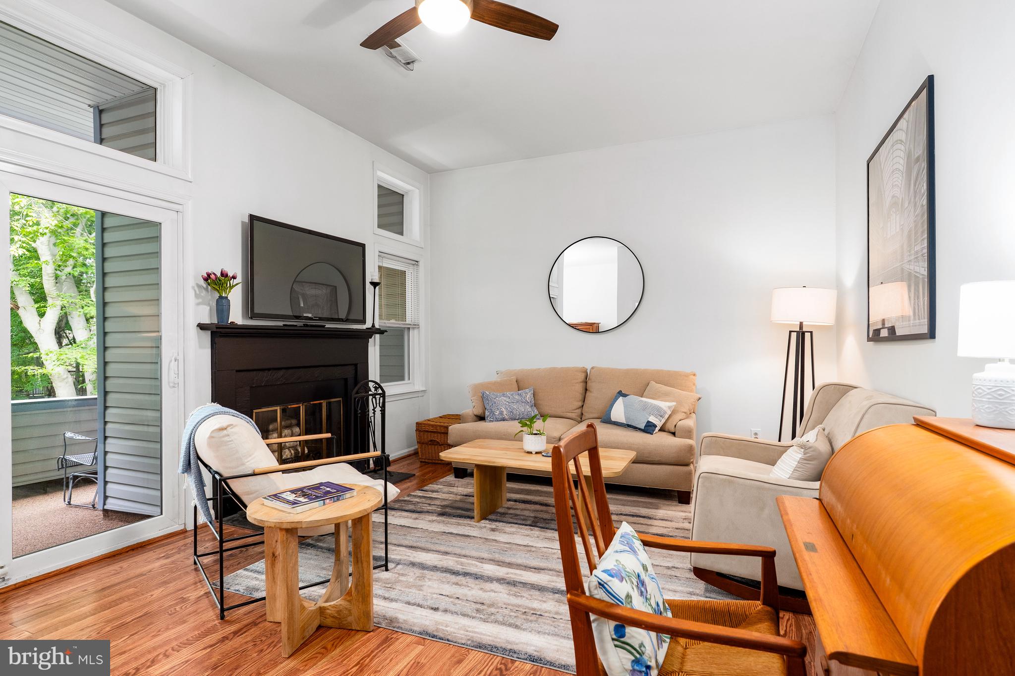 4907 CLAREMONT COURT 232
