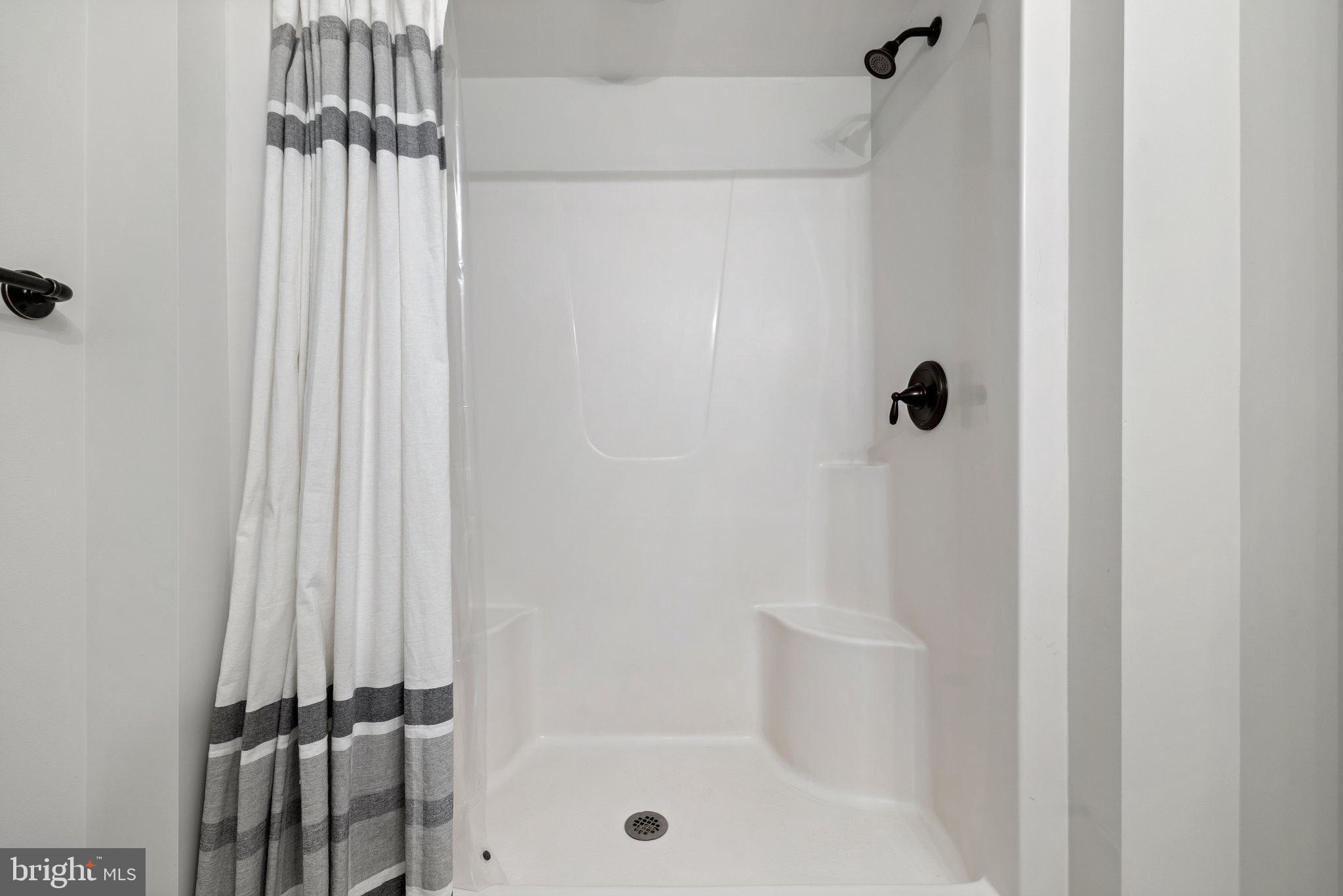 OLIVER ACRES - Residential