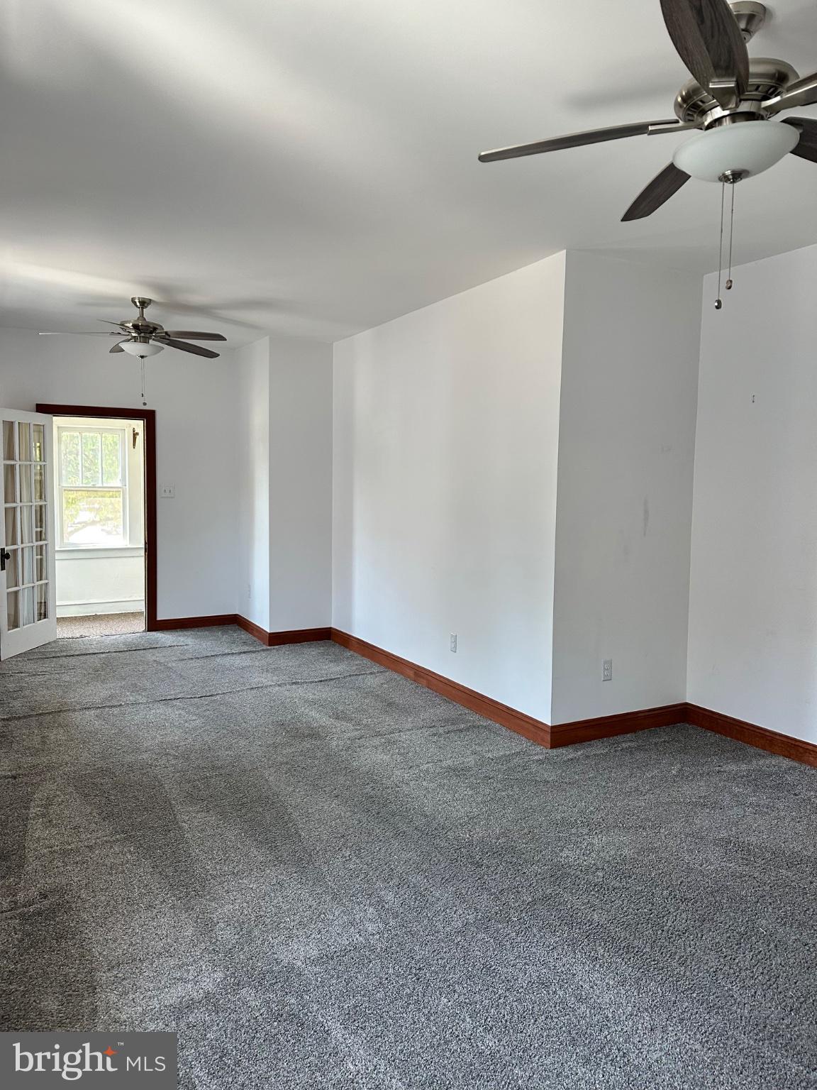 29 E GLOUCESTER PIKE 29 B