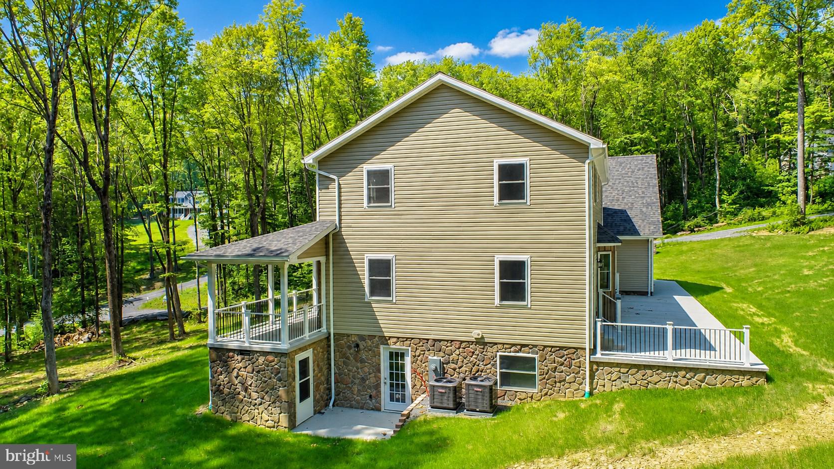 114 DRIPPING SPRING RD