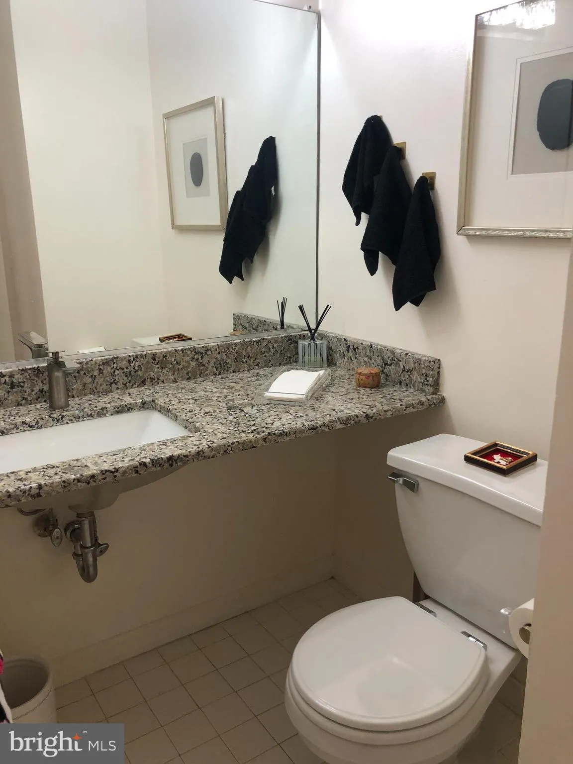 Narberth, Pennsylvania 19072, United States, 1 Bedroom Bedrooms, ,2 BathroomsBathrooms,Residential,Active,176435