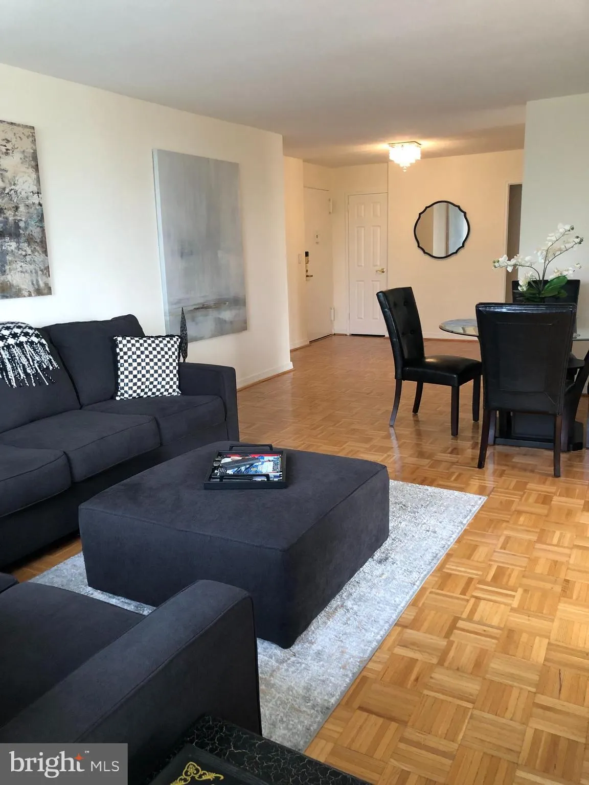 Narberth, Pennsylvania 19072, United States, 1 Bedroom Bedrooms, ,2 BathroomsBathrooms,Residential,Active,176435