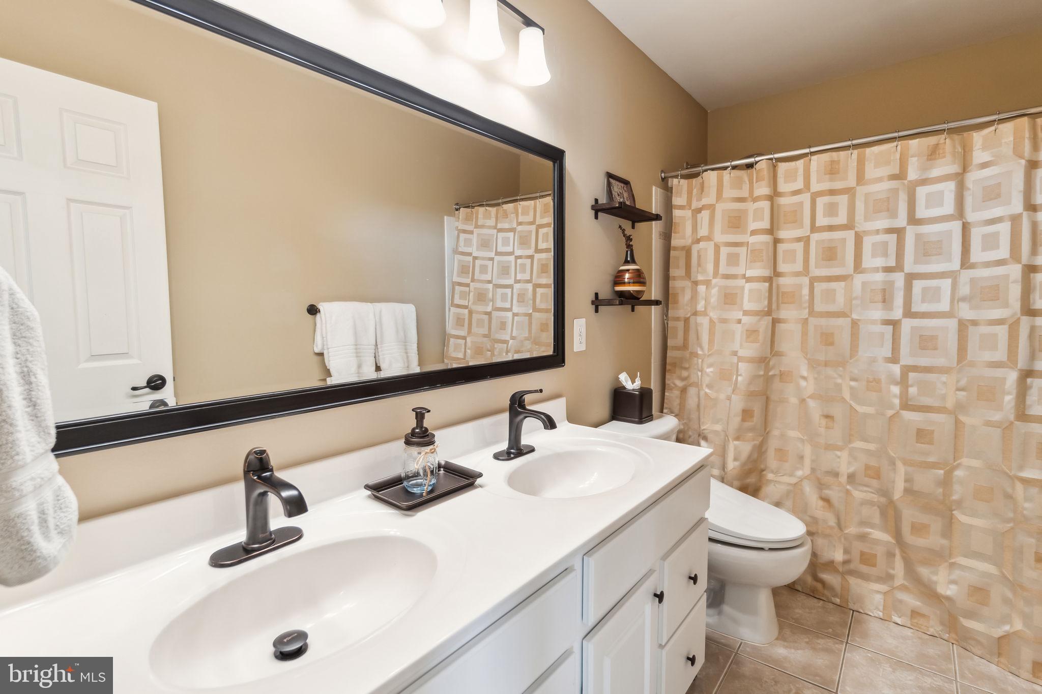 LORTON VALLEY NORTH - Residential